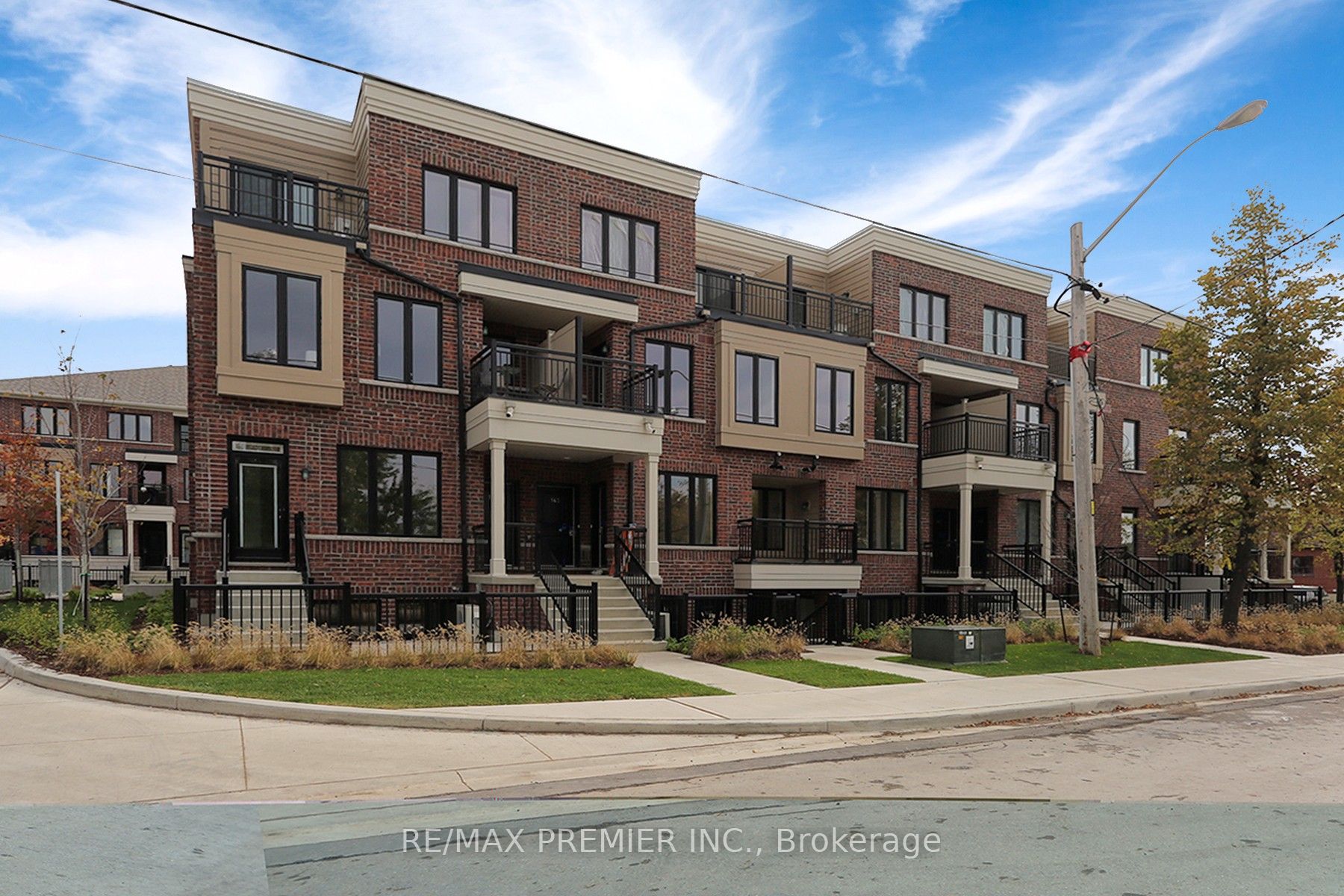 50 Carnation Avenue #147
