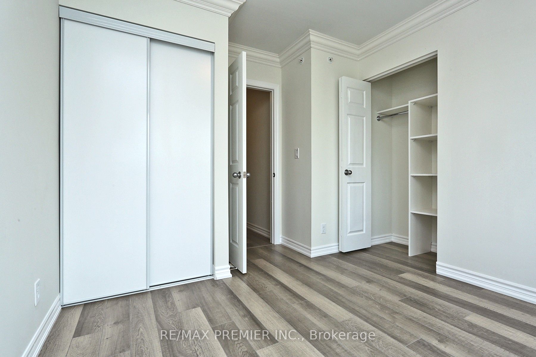 50 Carnation Avenue #147
