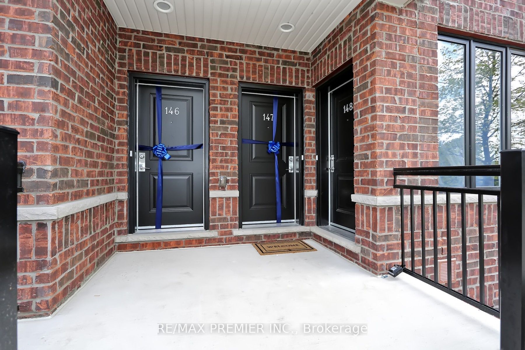 50 Carnation Avenue #147