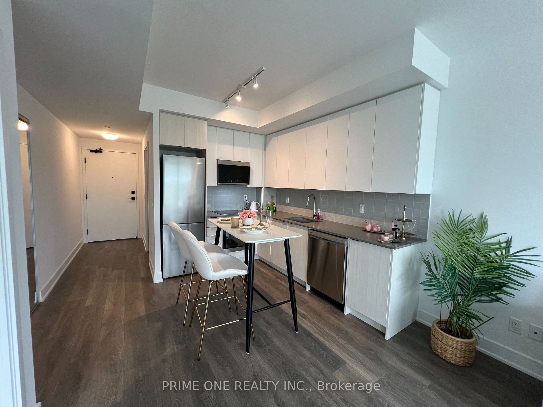 2489 Taunton Road, #614
