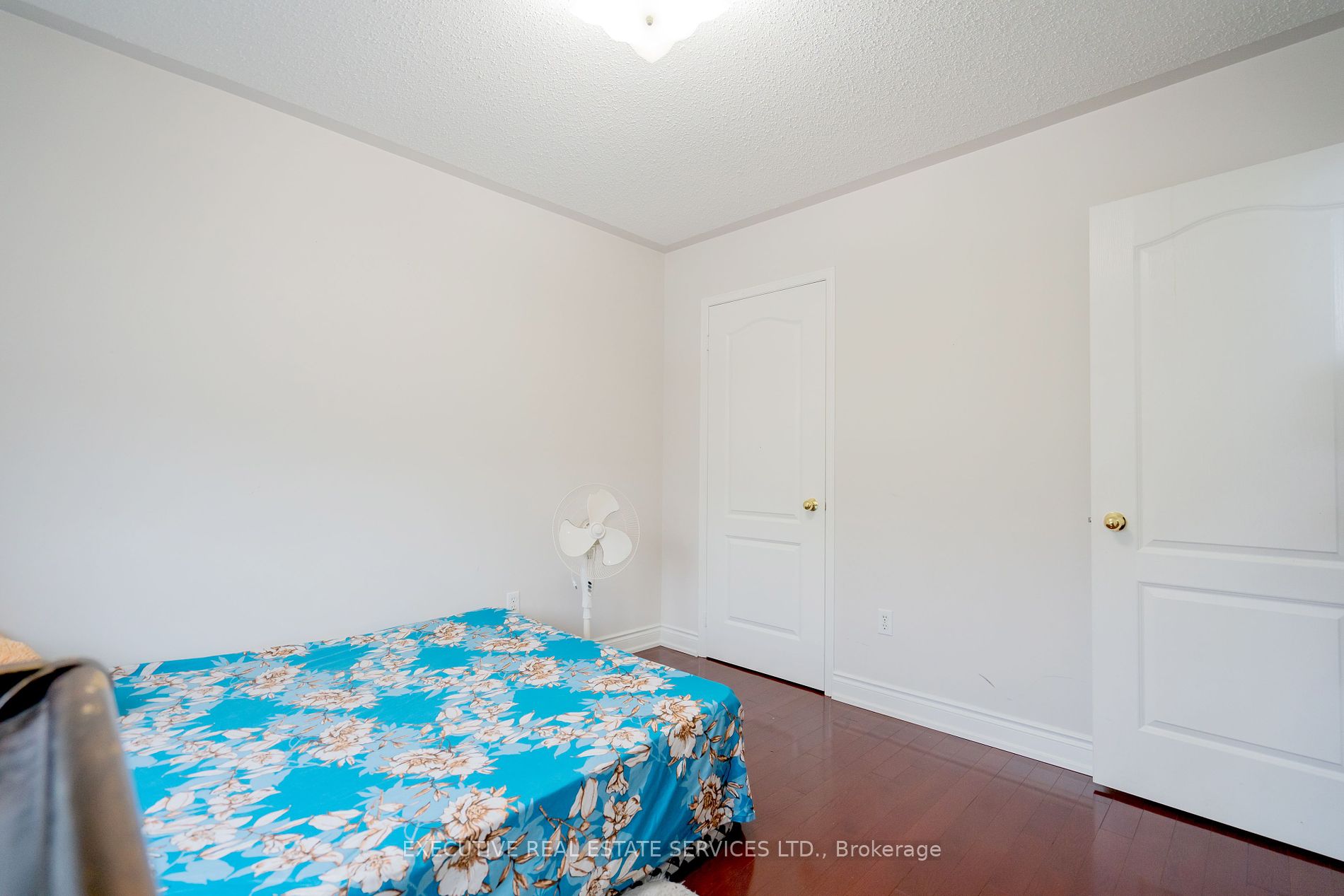 11 Briardale Road