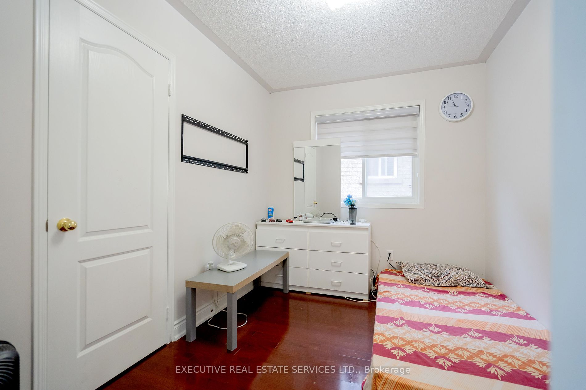 11 Briardale Road