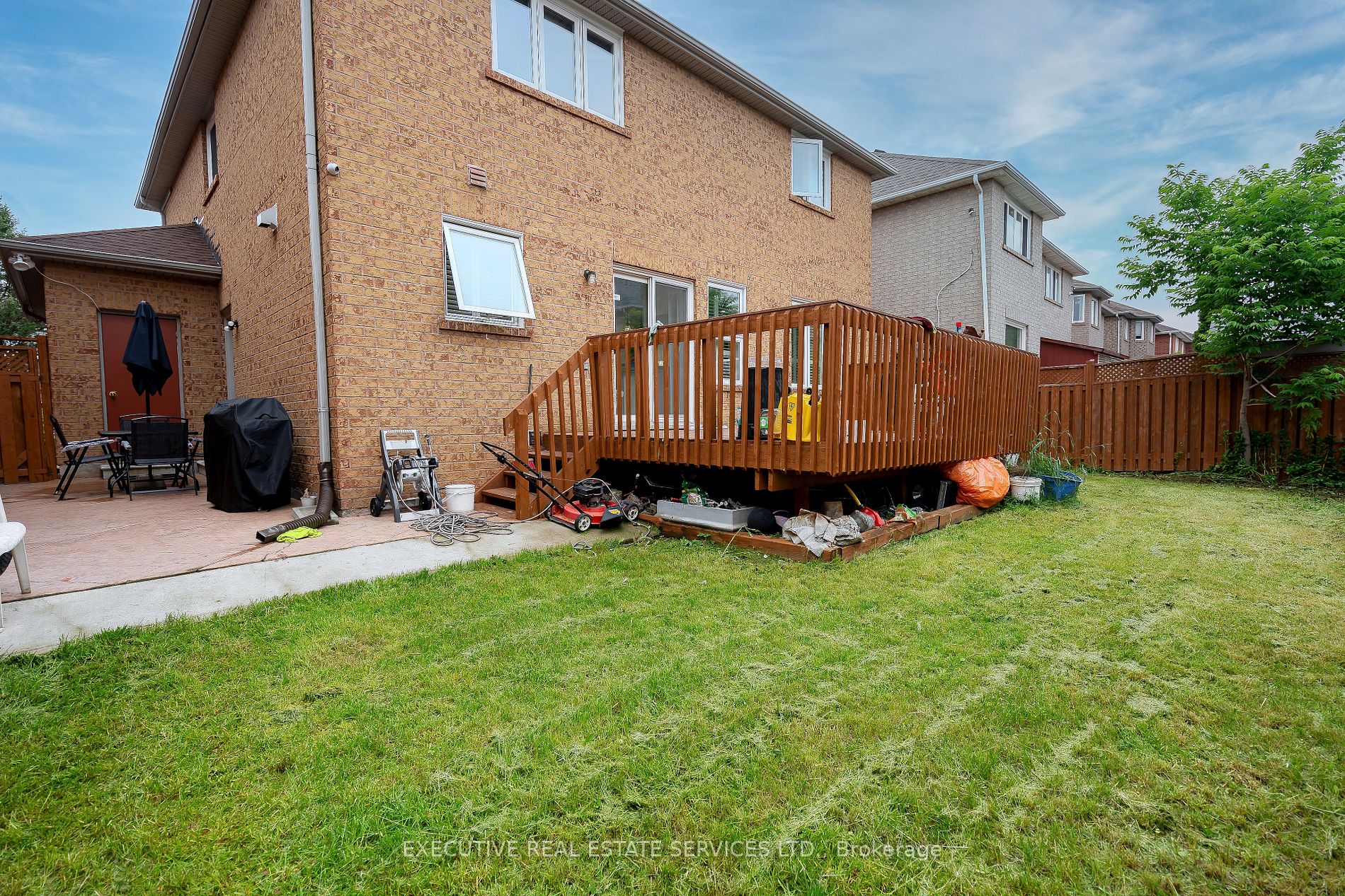 11 Briardale Road