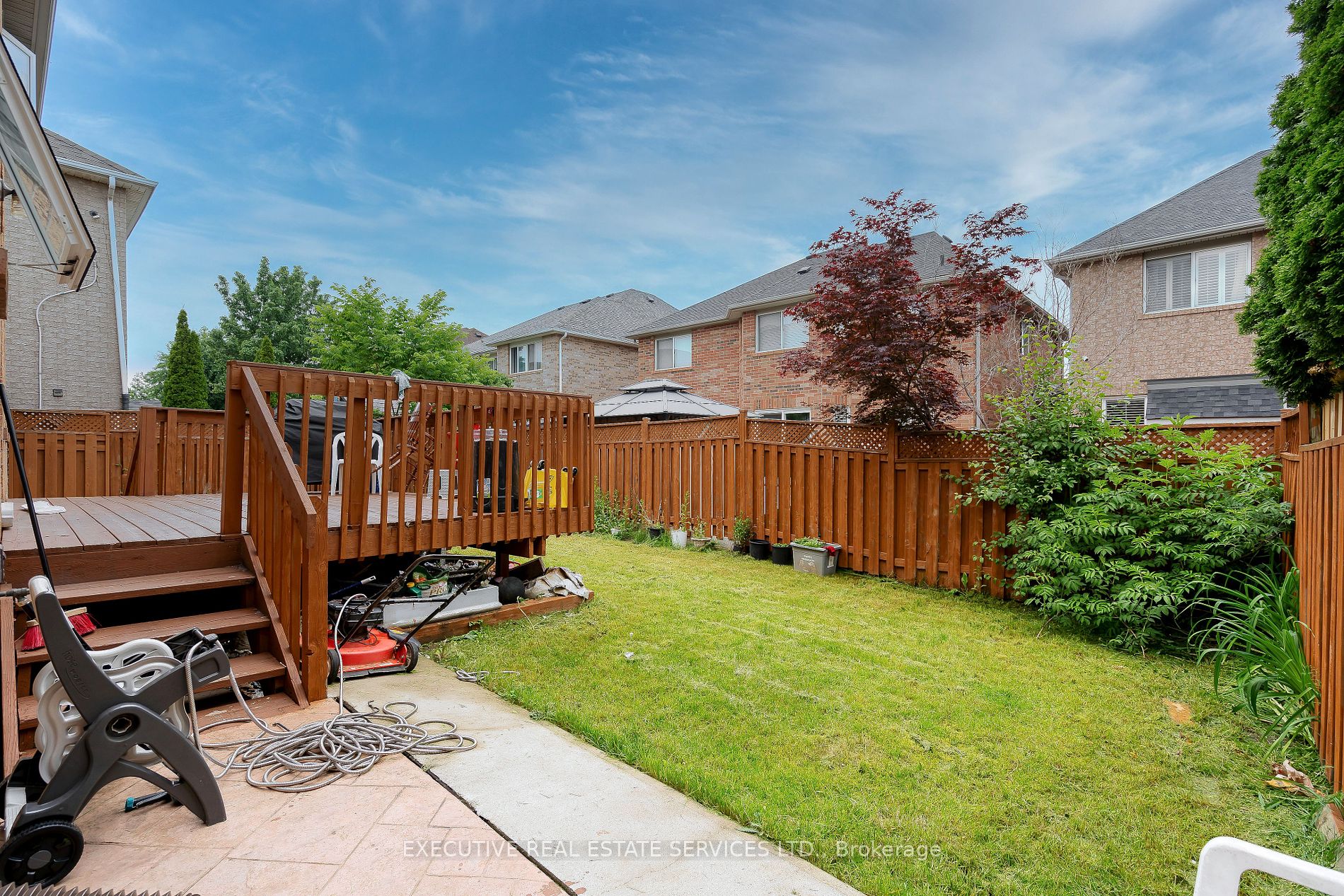 11 Briardale Road
