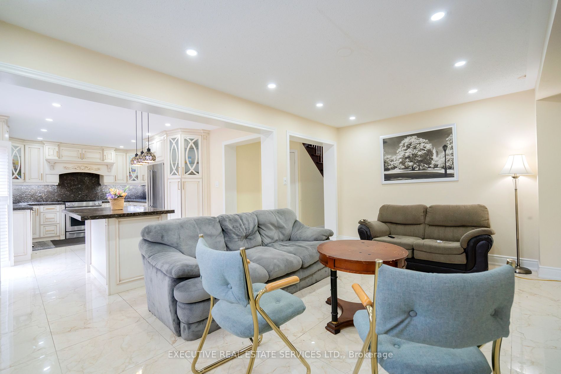 11 Briardale Road