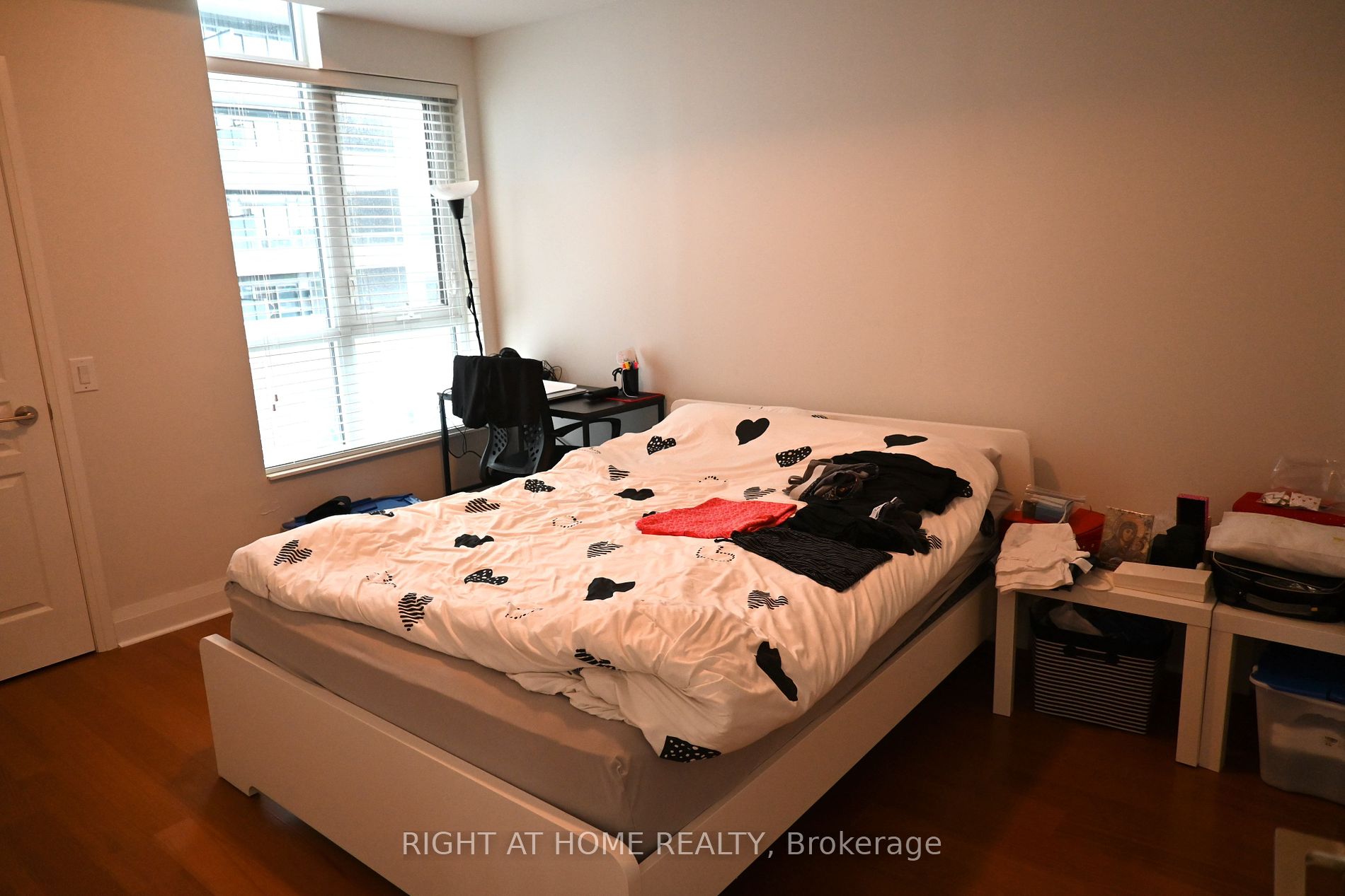 1 Hurontario Street #315