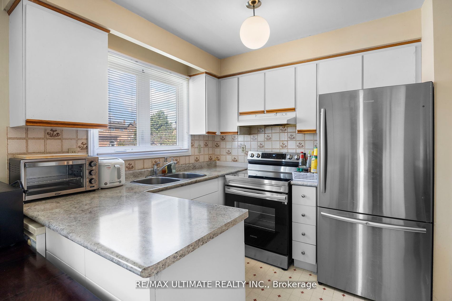4179 Dursley Crescent