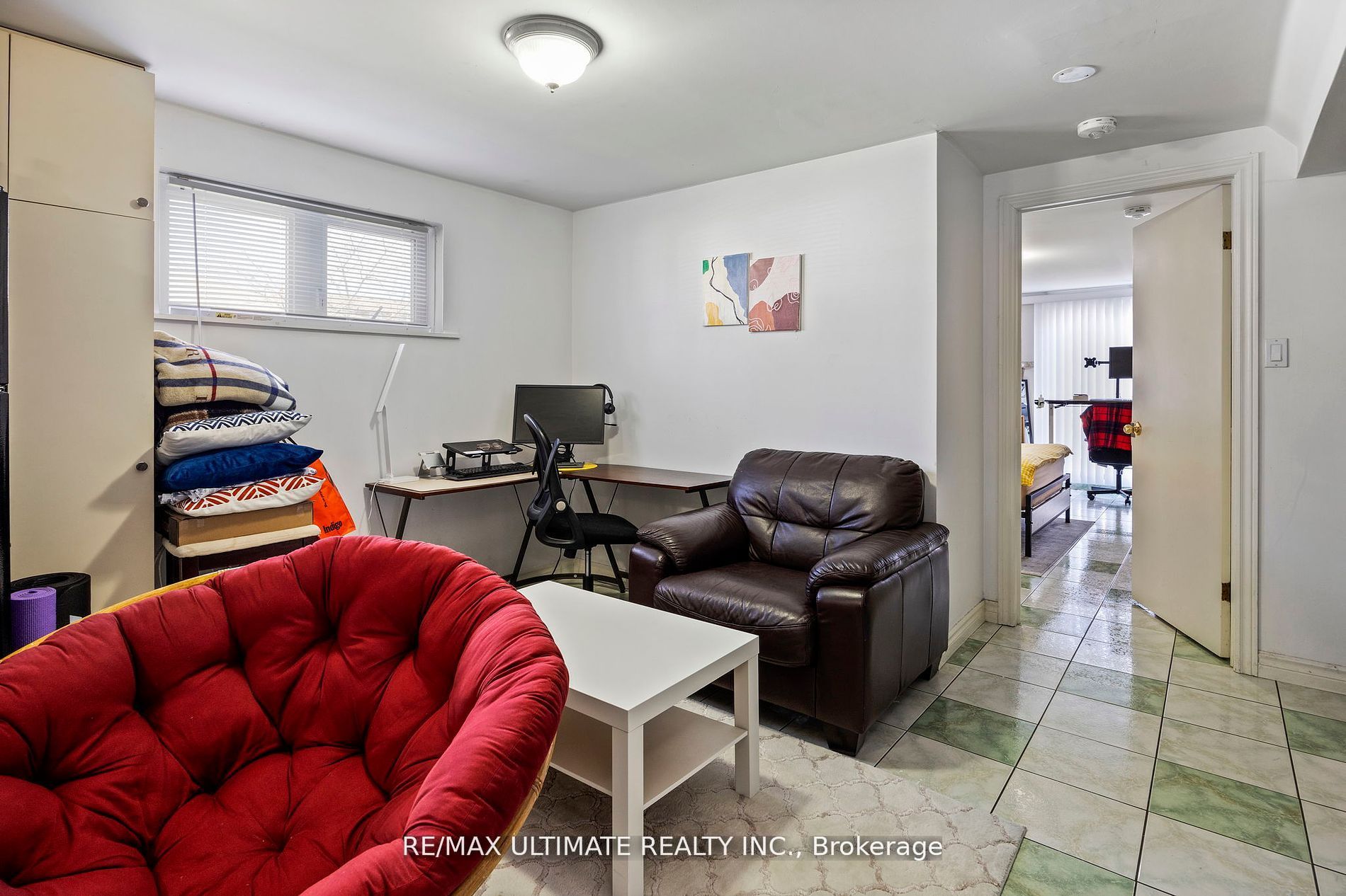 4179 Dursley Crescent