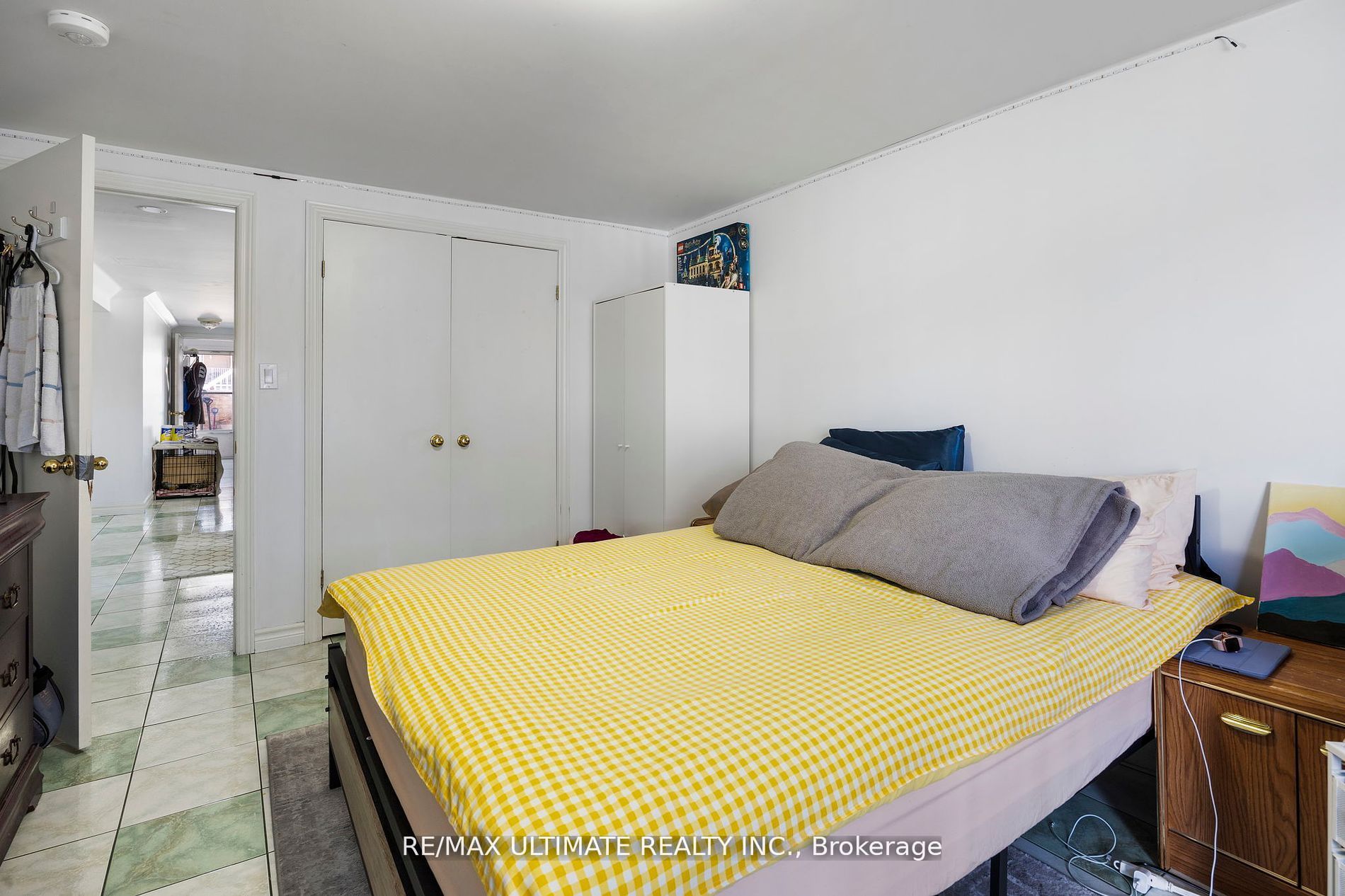 4179 Dursley Crescent