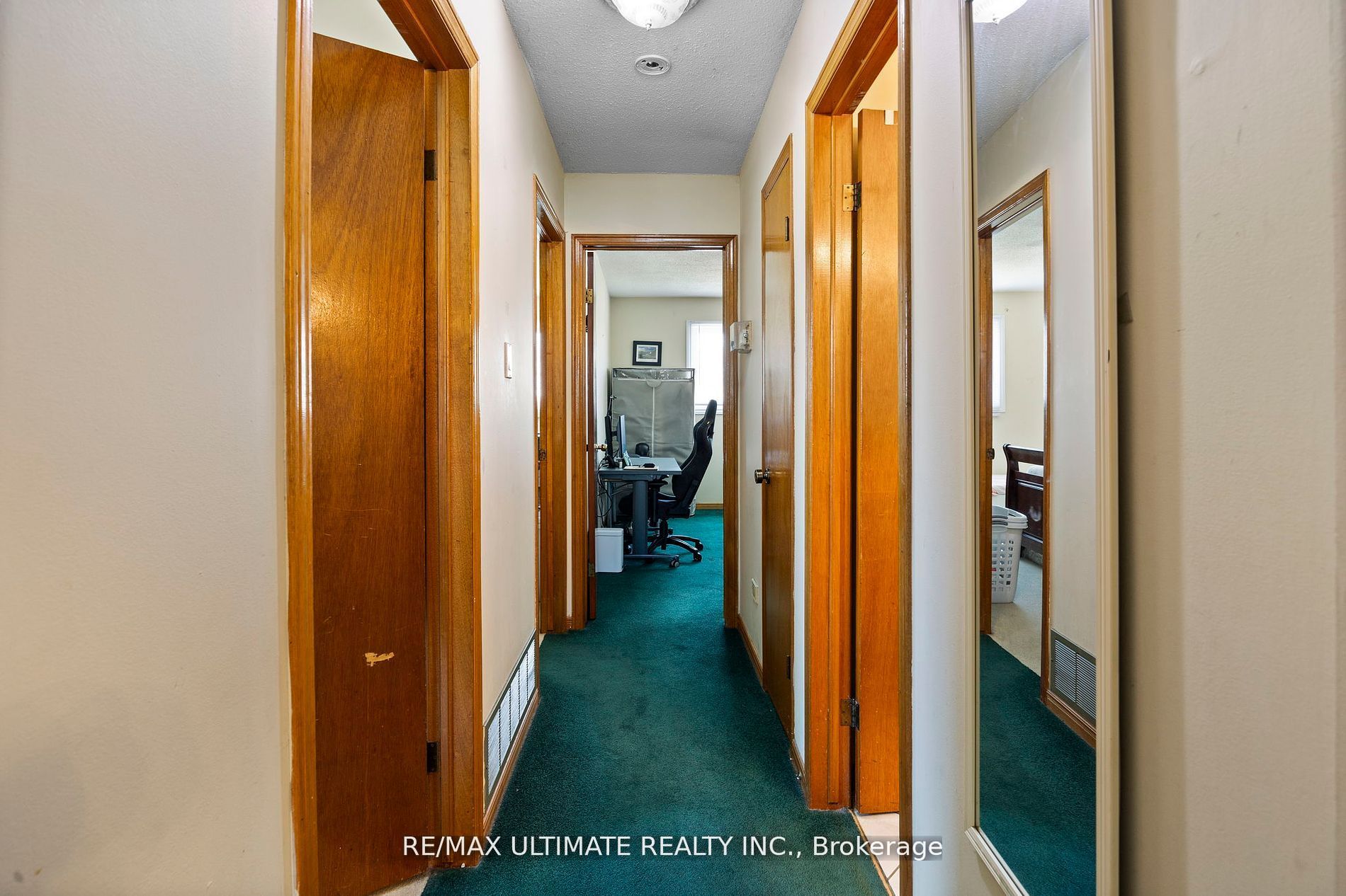 4179 Dursley Crescent