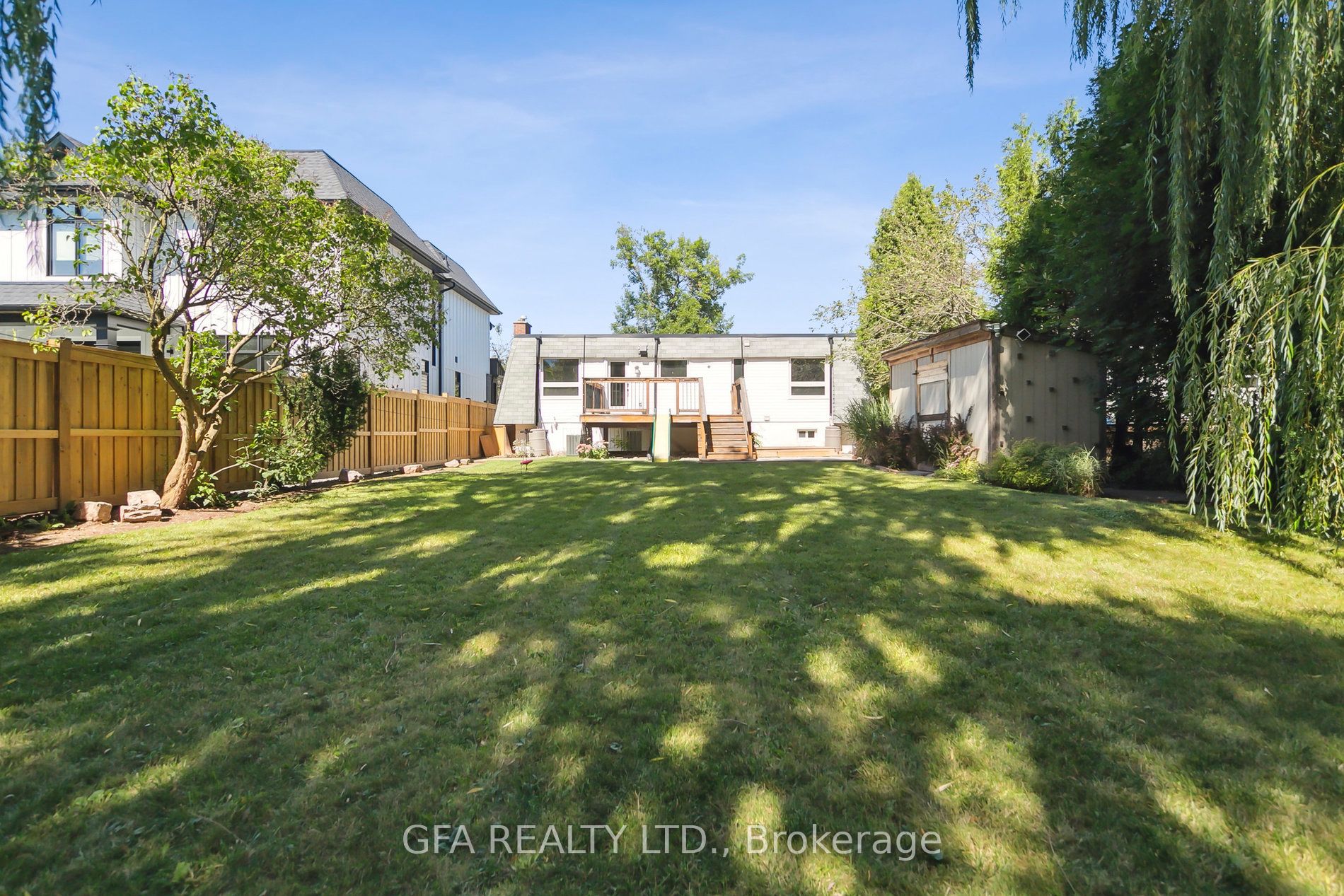 2424 Yolanda Drive