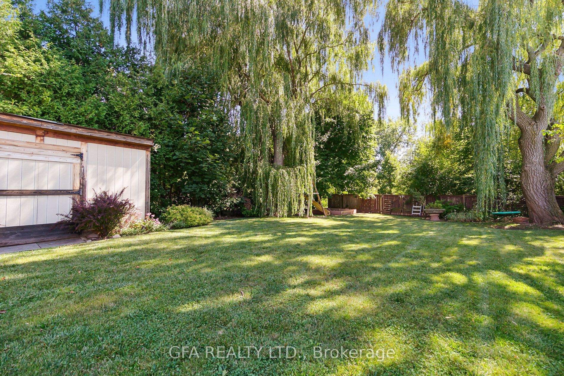 2424 Yolanda Drive
