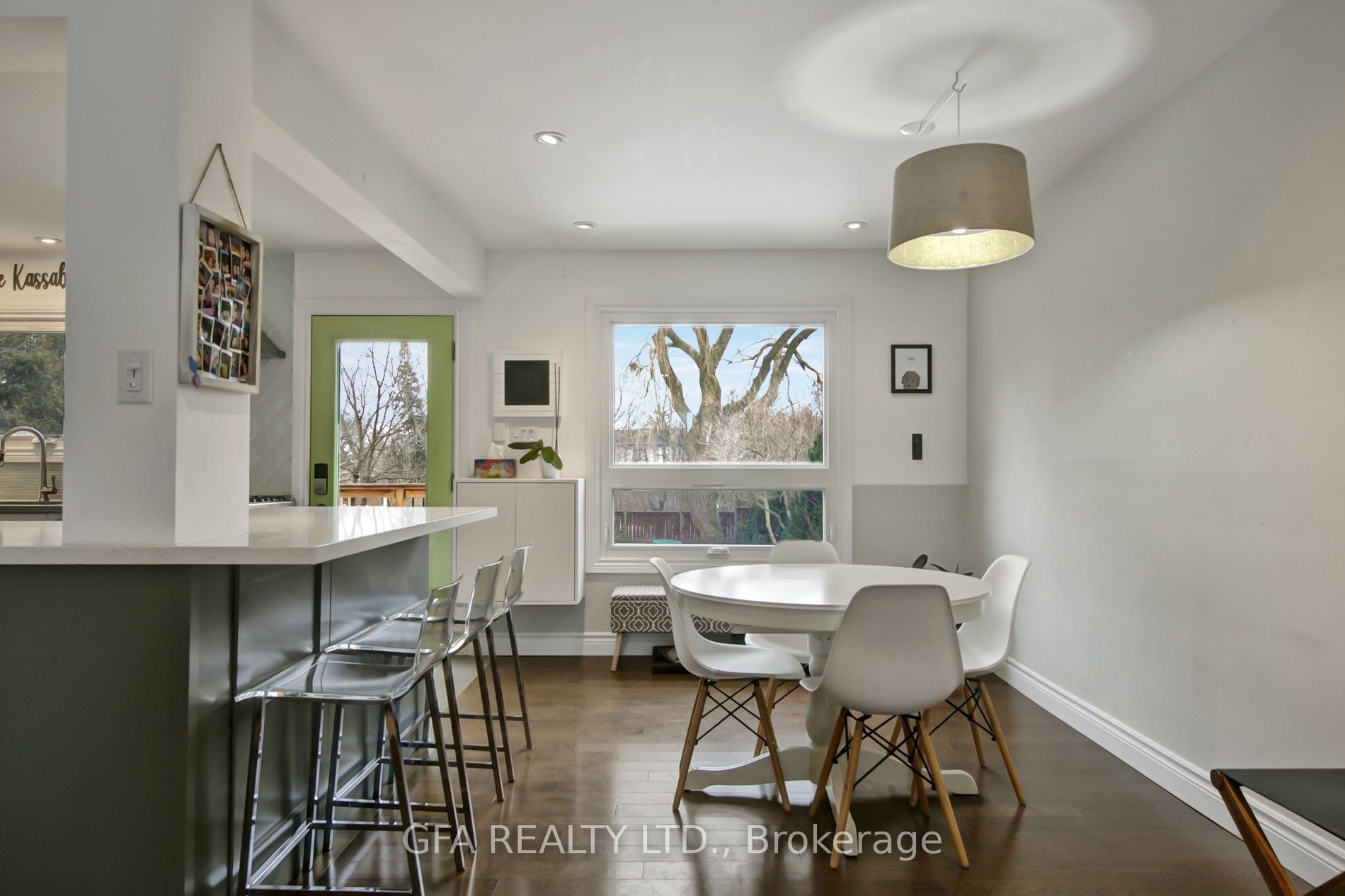 2424 Yolanda Drive