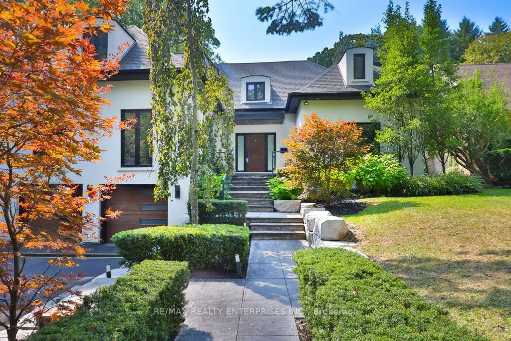 1266 Minaki Road