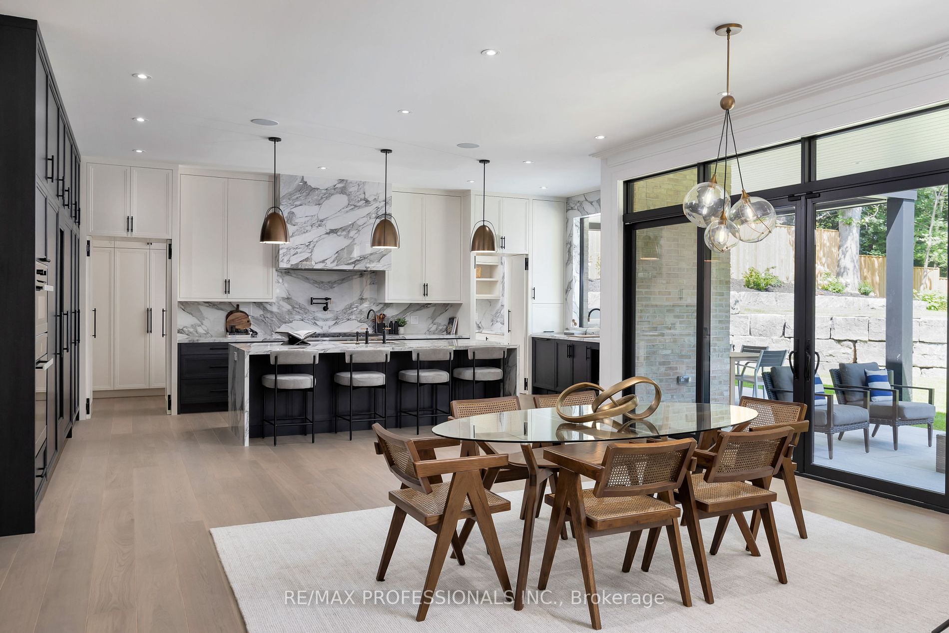 15 Edenbrook Hill