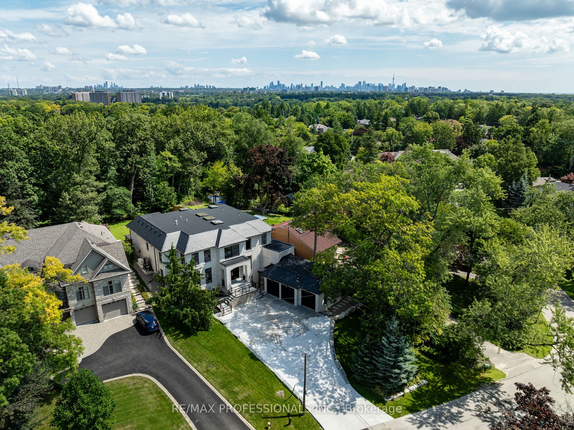 15 Edenbrook Hill