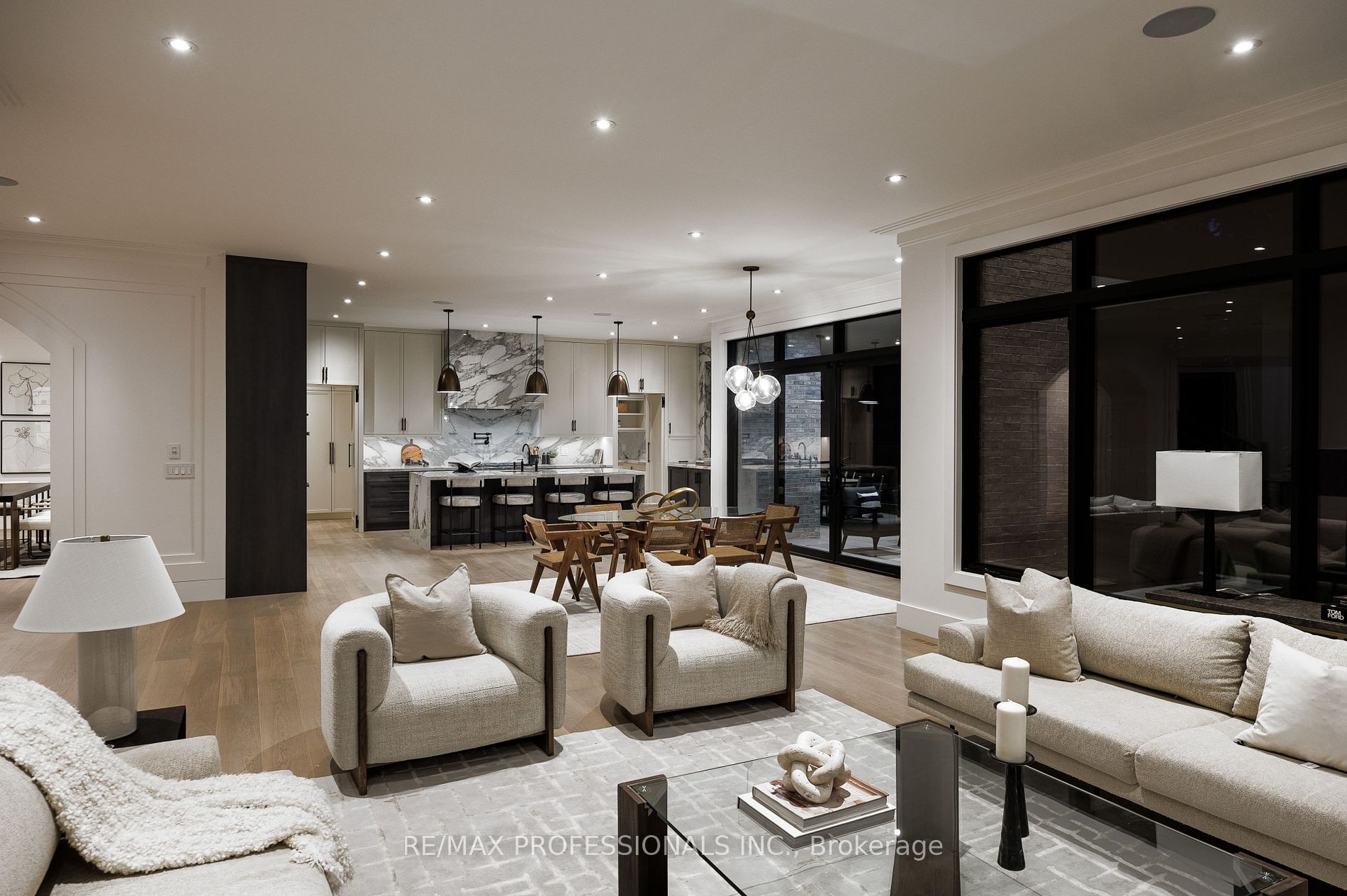 15 Edenbrook Hill