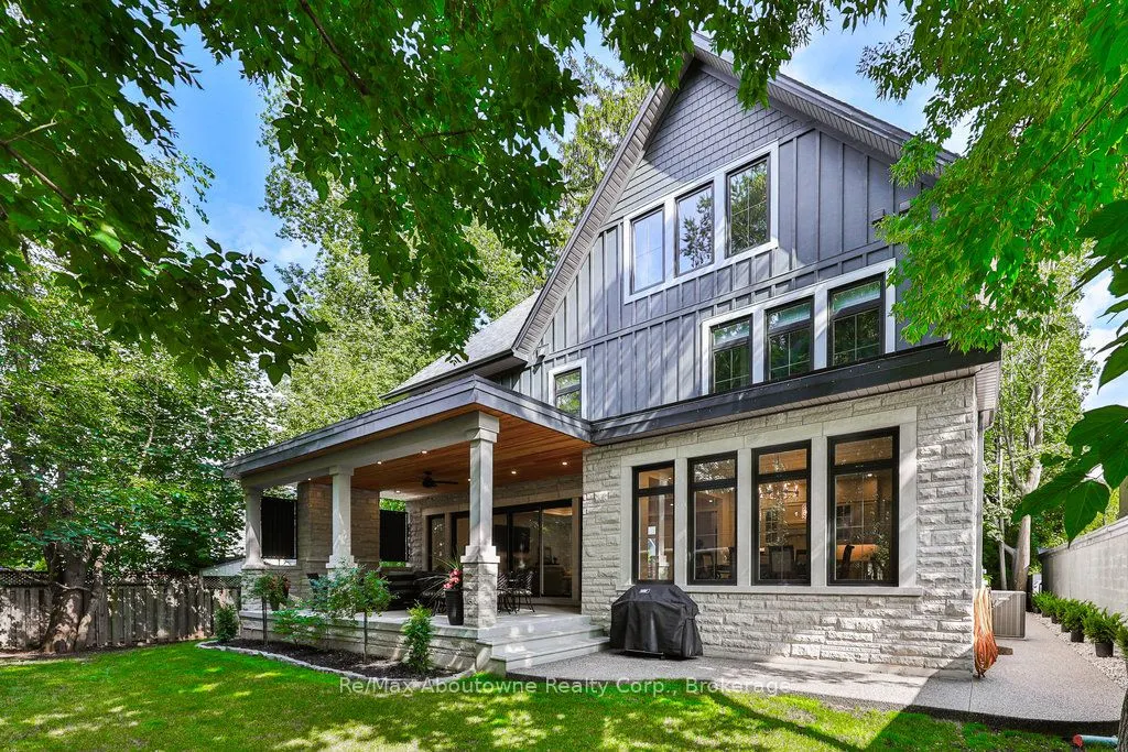 2409 Lakeshore Road