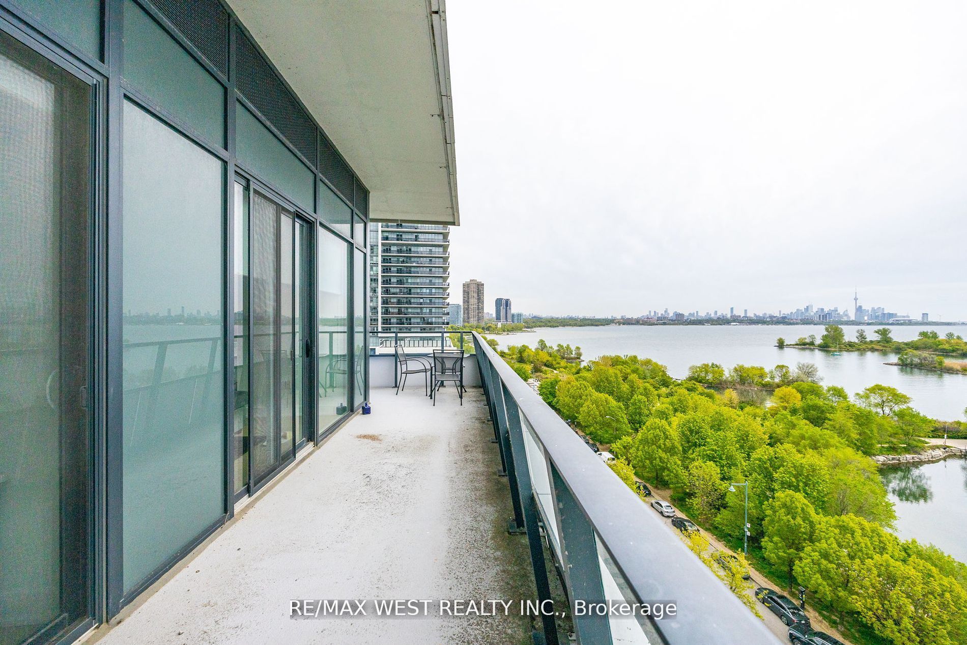 20 Shore Breeze Drive, #702