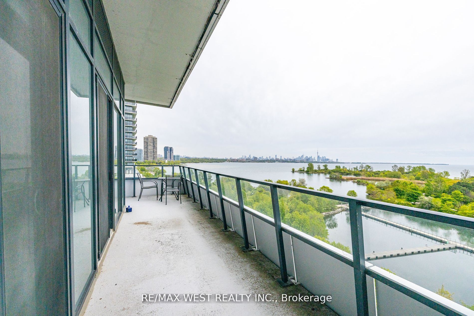 20 Shore Breeze Drive, #702