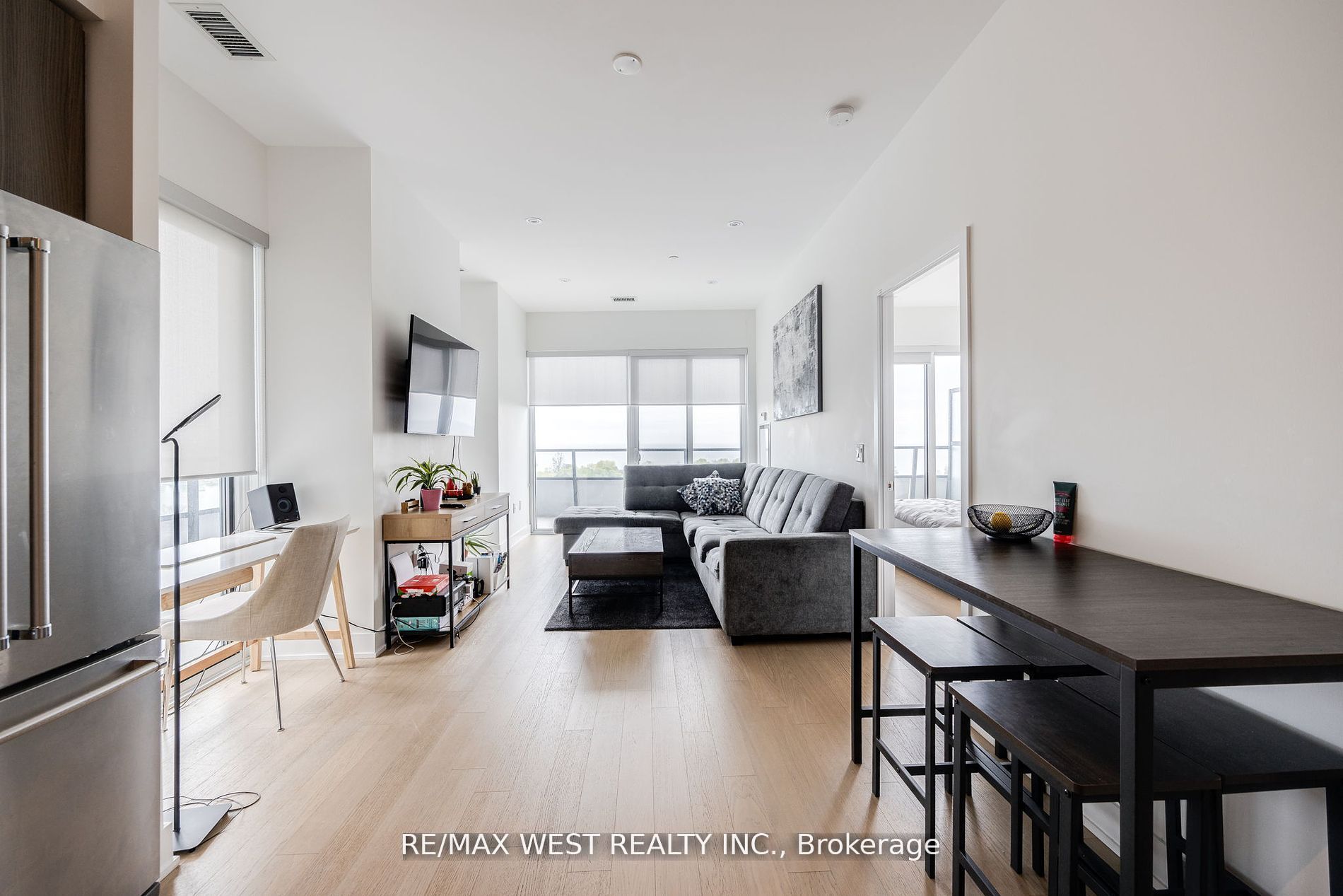 20 Shore Breeze Drive, #702