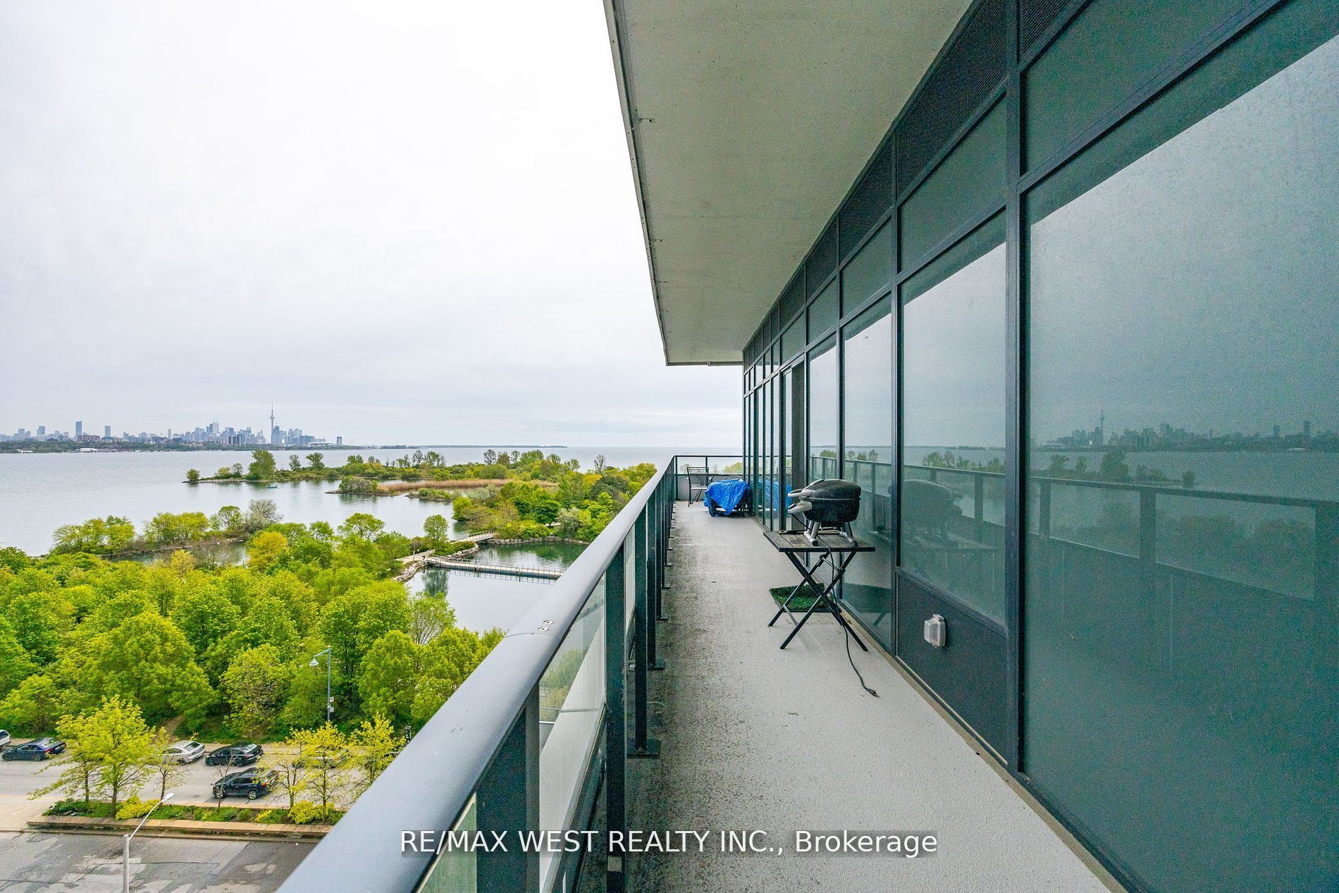 20 Shore Breeze Drive, #702