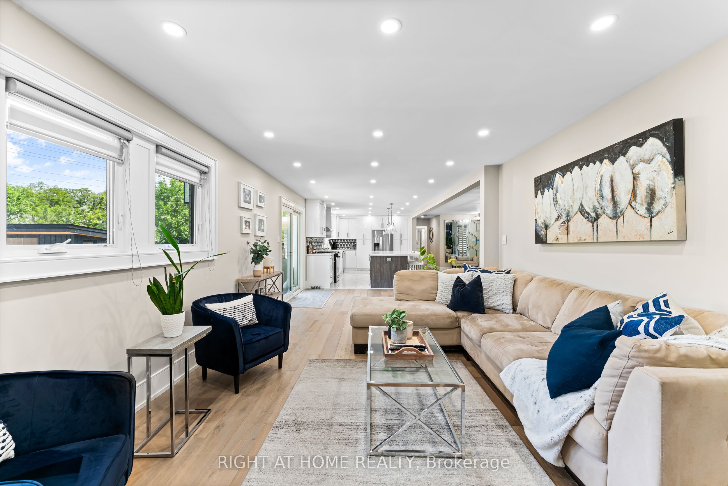 1357 Saginaw Crescent