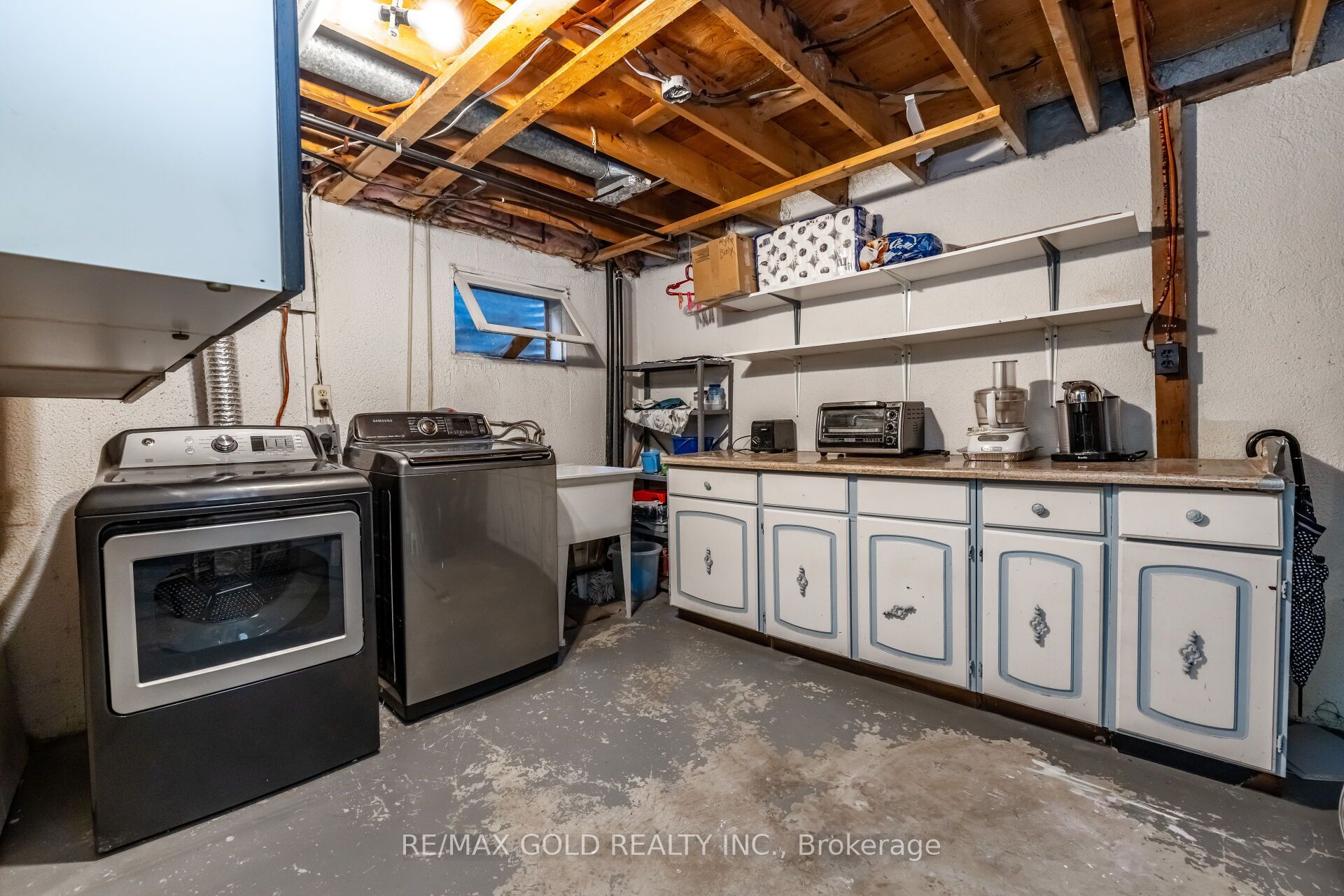60 Chipwood Crescent