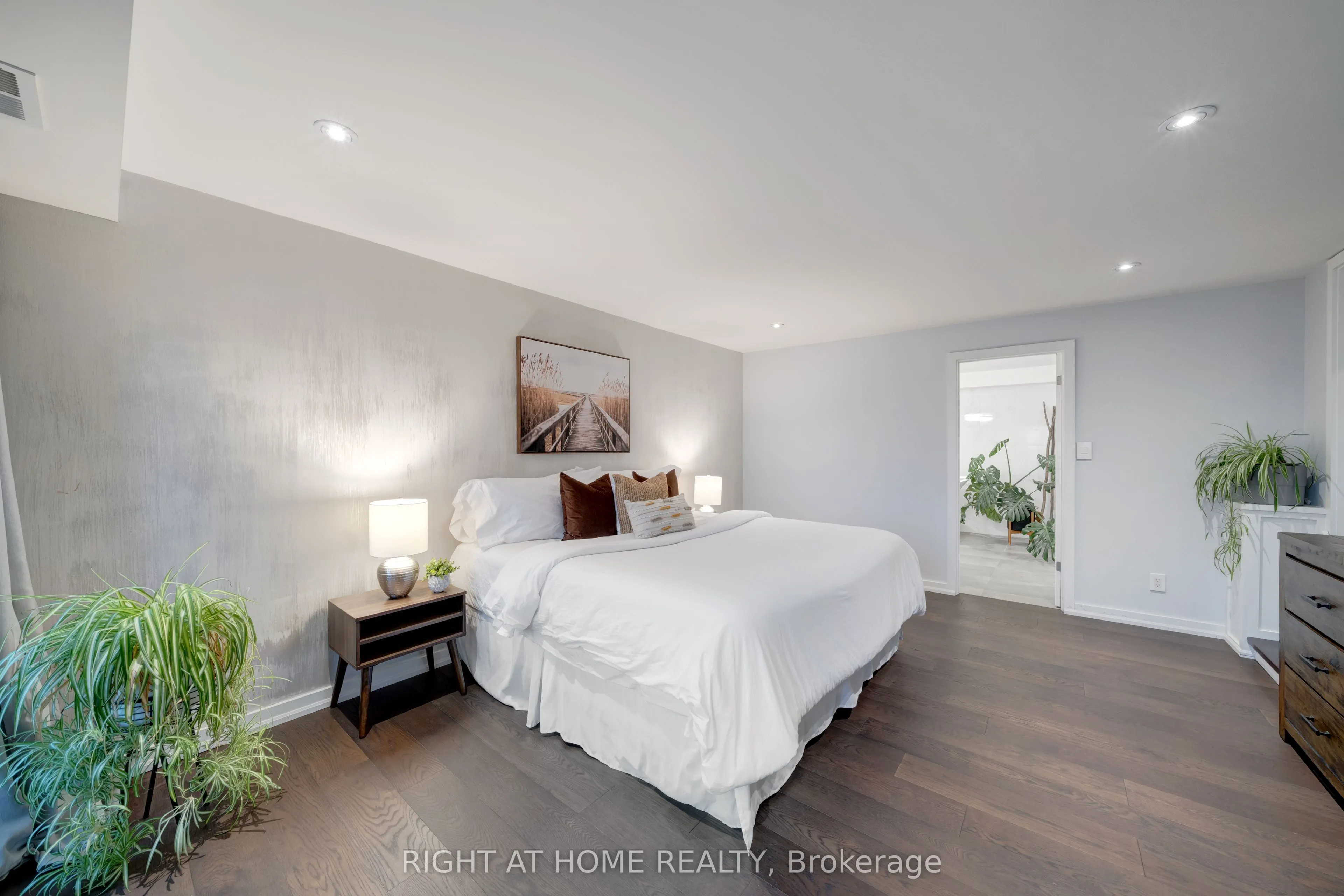 868 Danforth Place