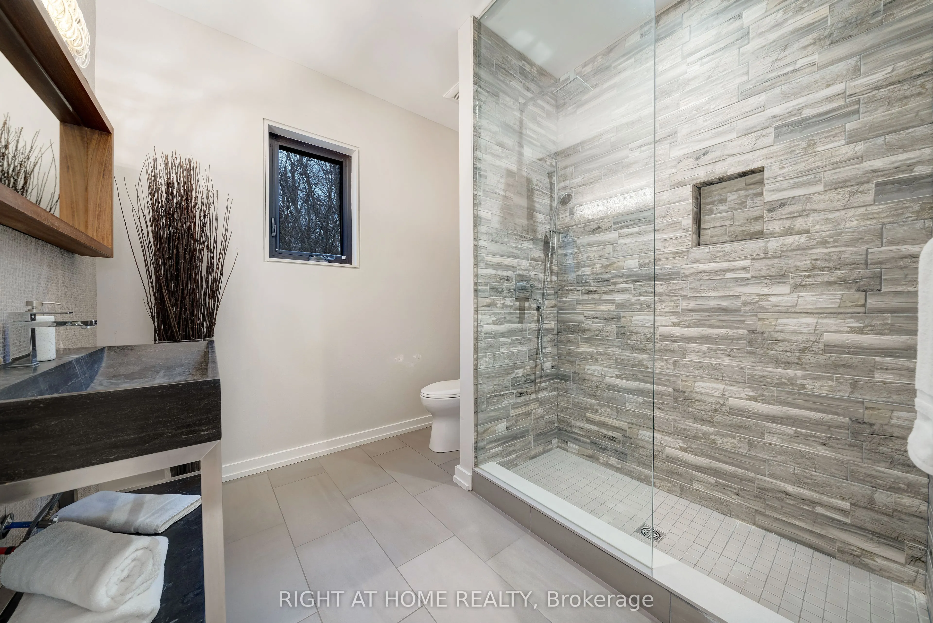 868 Danforth Place