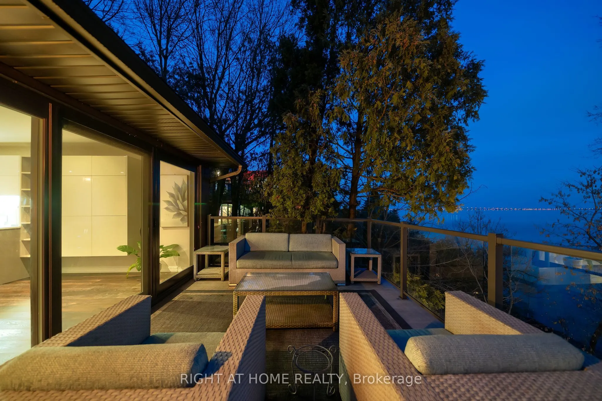 868 Danforth Place