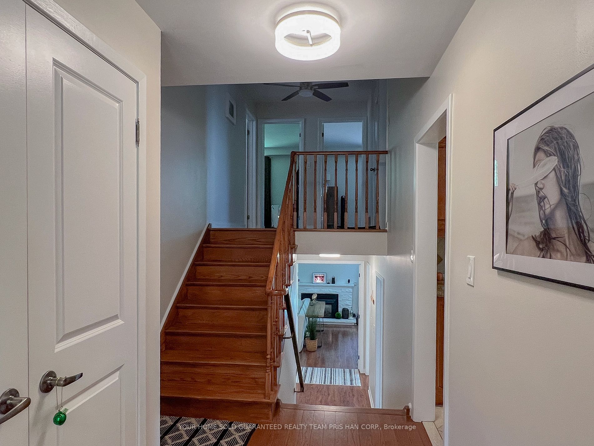 268 Mineola Road E