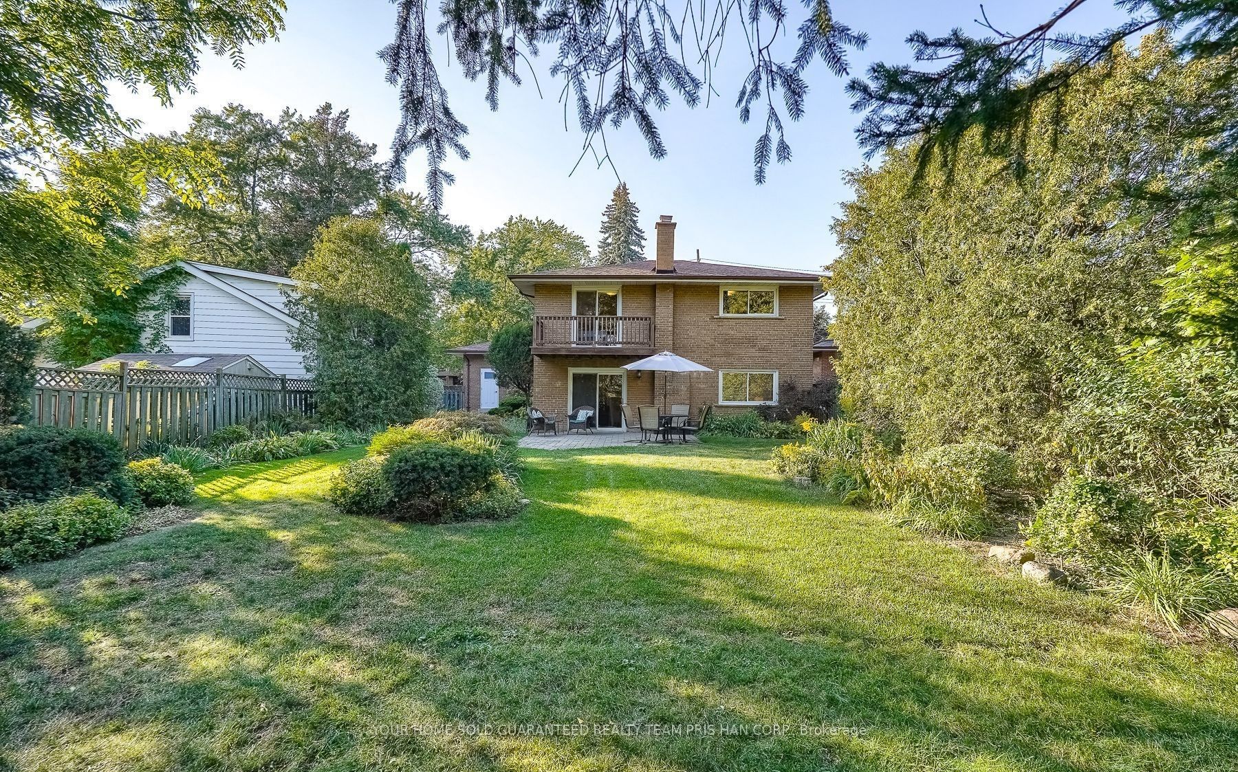 268 Mineola Road E