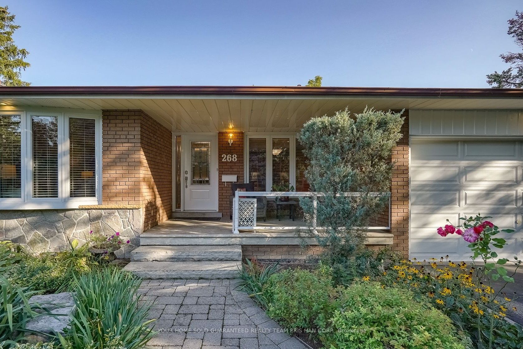 268 Mineola Road E