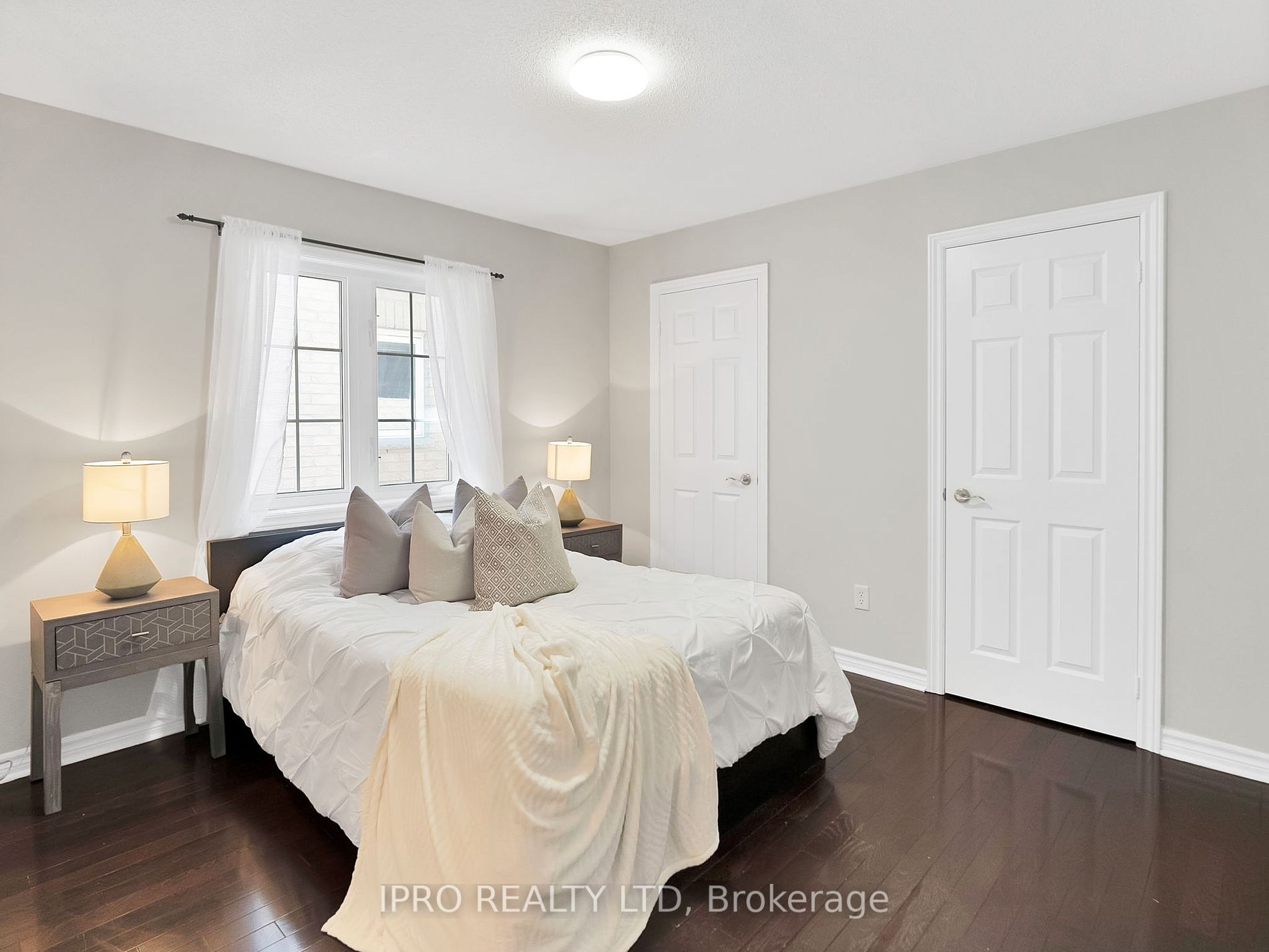 15 Oakhaven Road