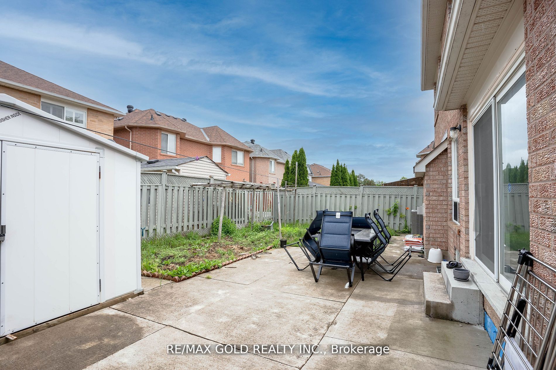 8 Upshall Drive