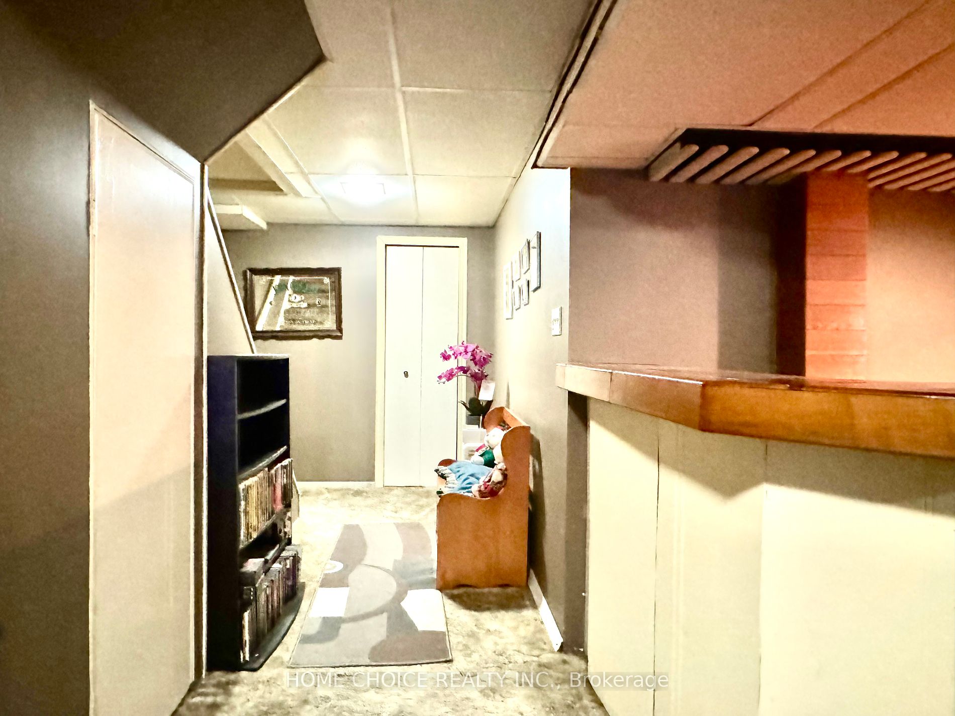 564 Sheraton Road #14