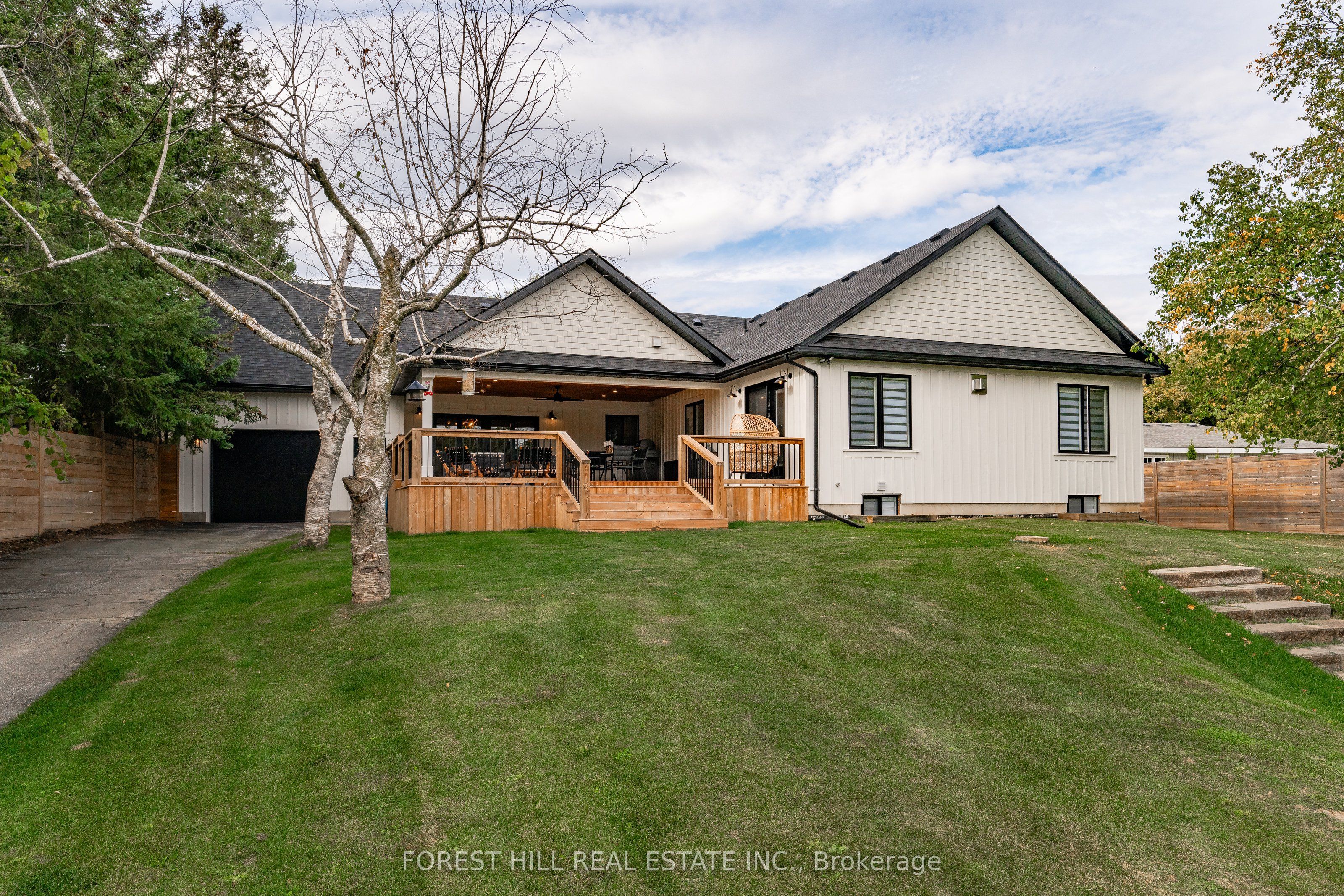 2560 2 Side Road