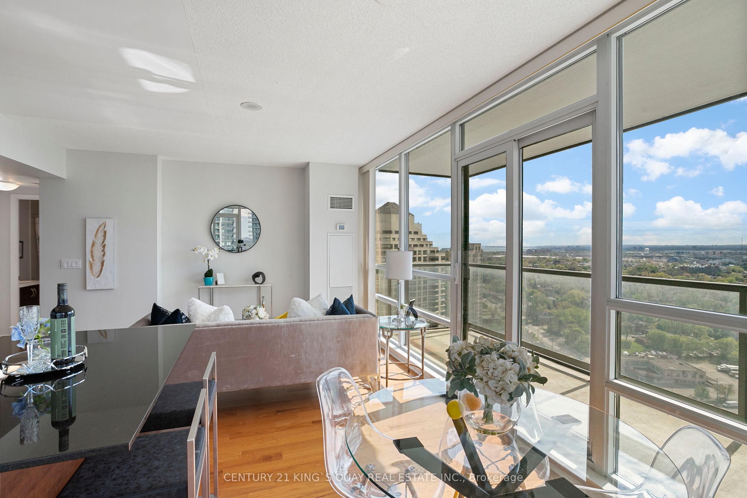 2240 Lake Shore Boulevard W #2904