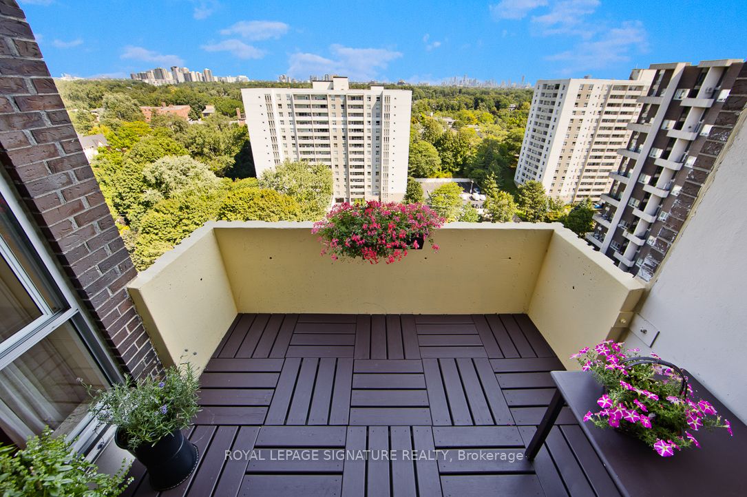 35 Ormskirk Avenue, #908