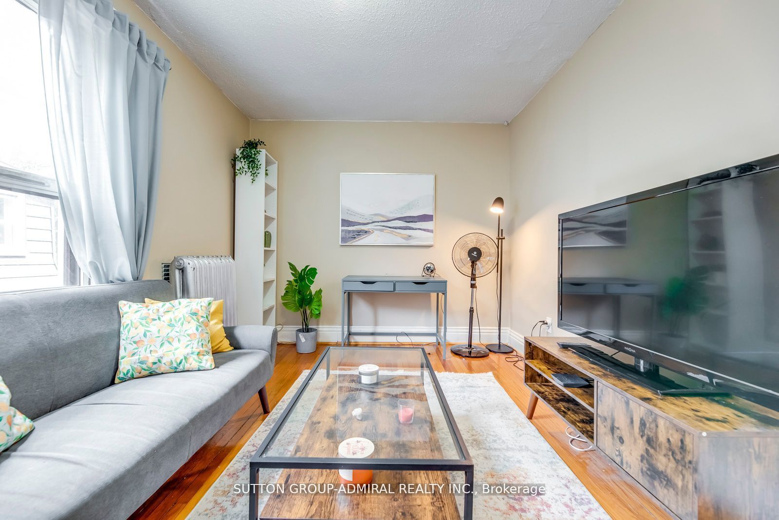 1537 Dufferin Street #2