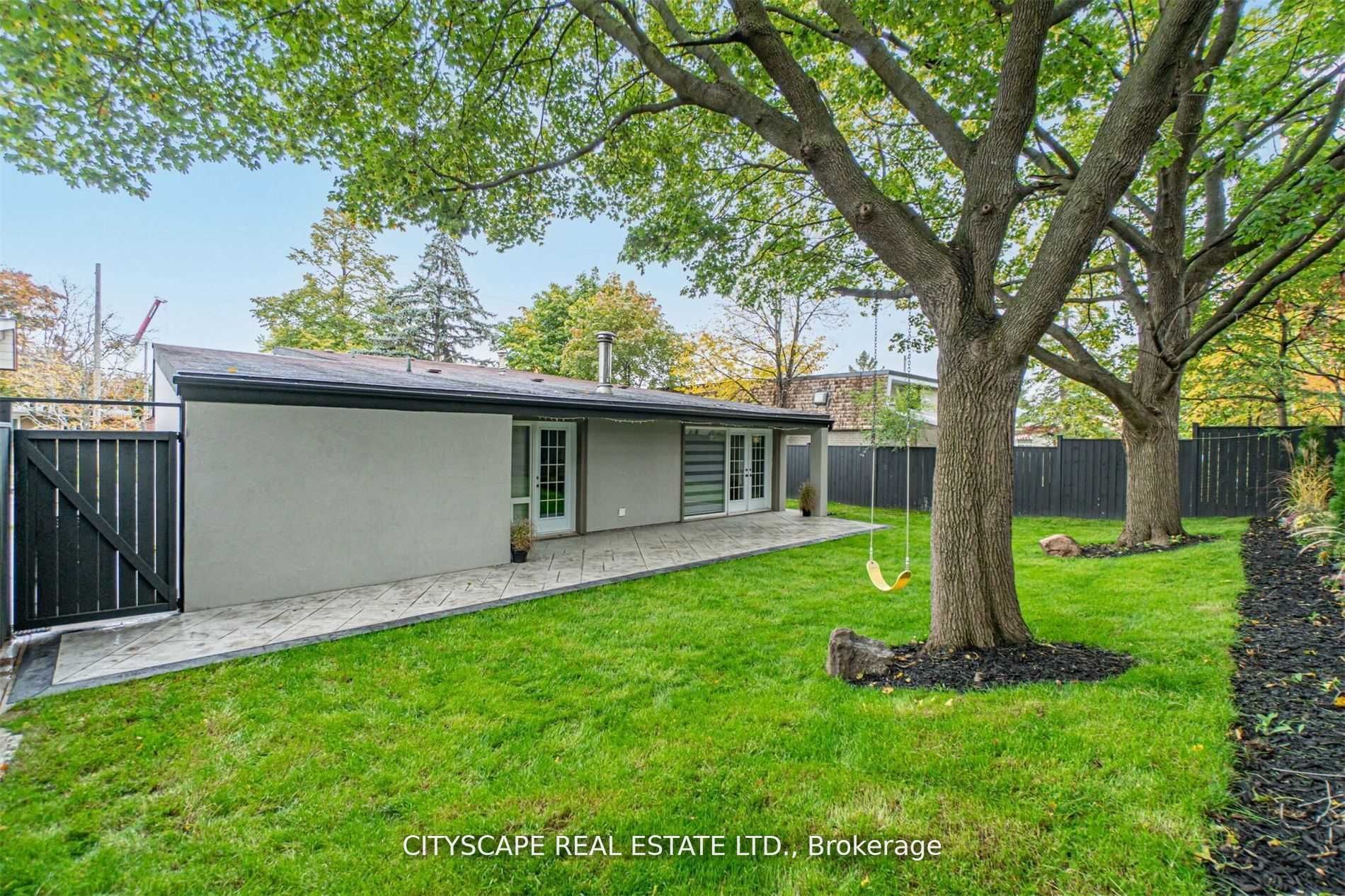 60 Orpington Crescent