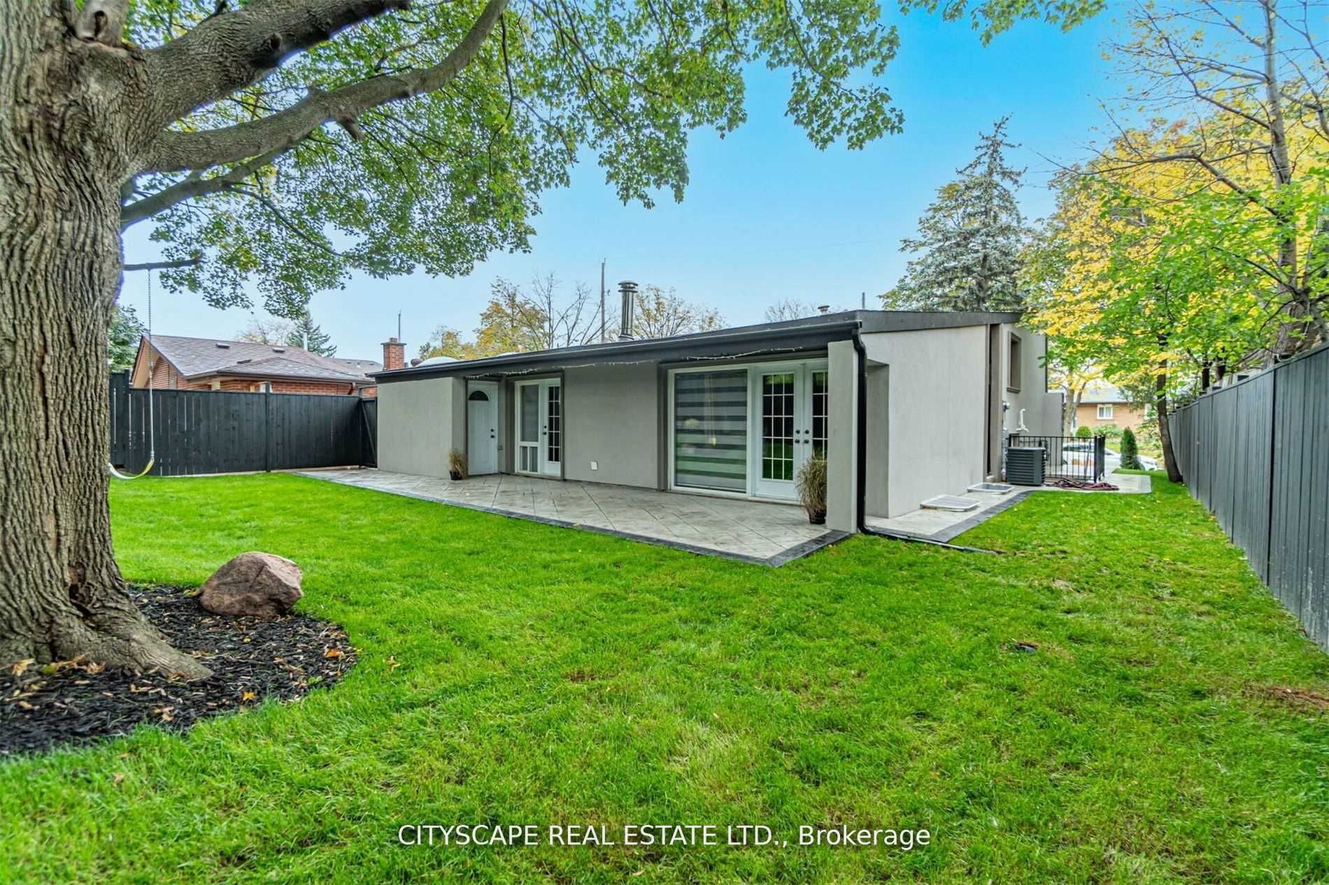 60 Orpington Crescent