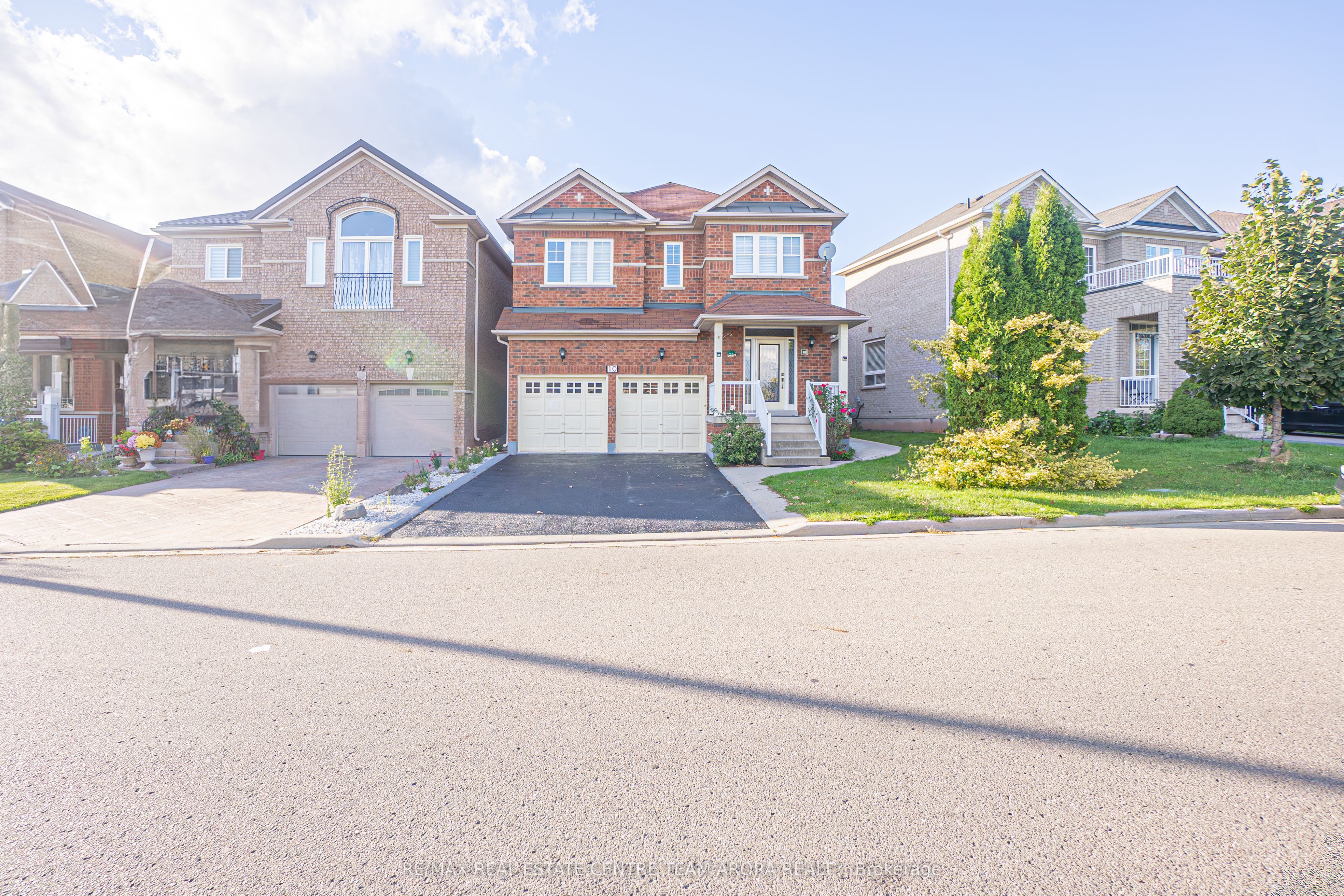 10 Pergola Way