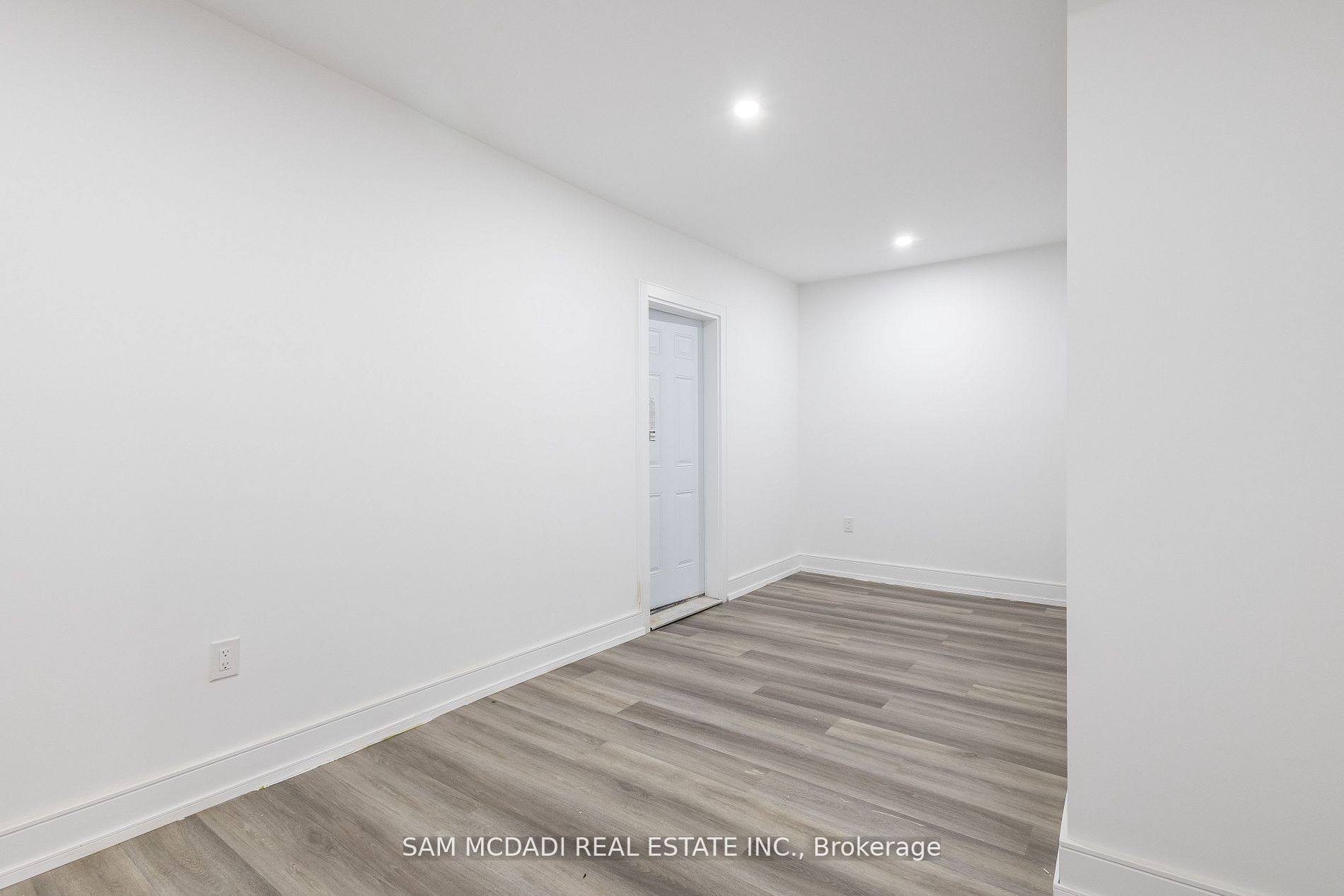 73 Elma Street