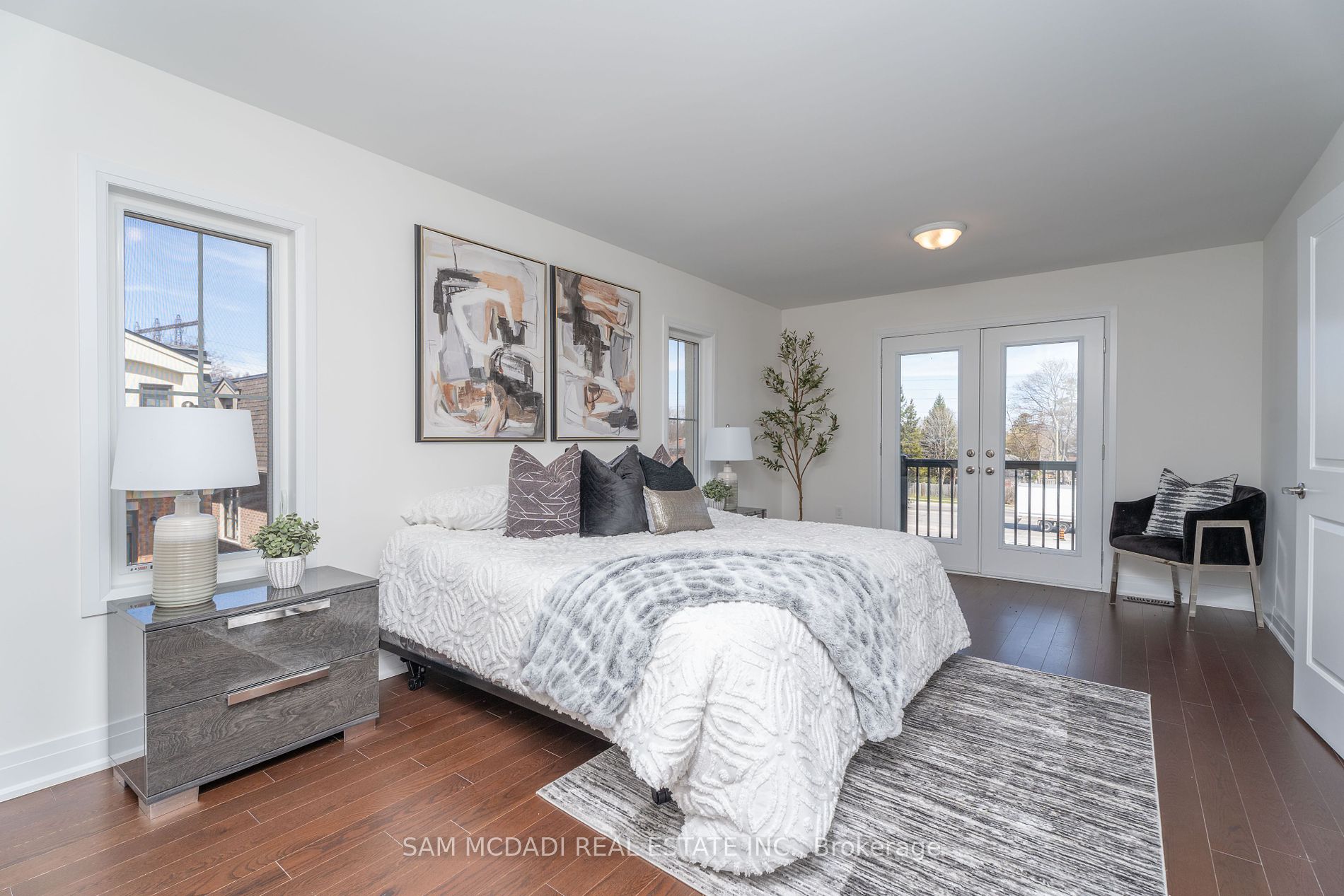 2110 Royal Gala Circle