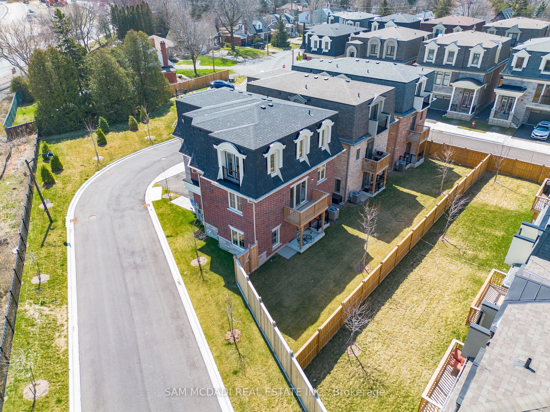 2110 Royal Gala Circle