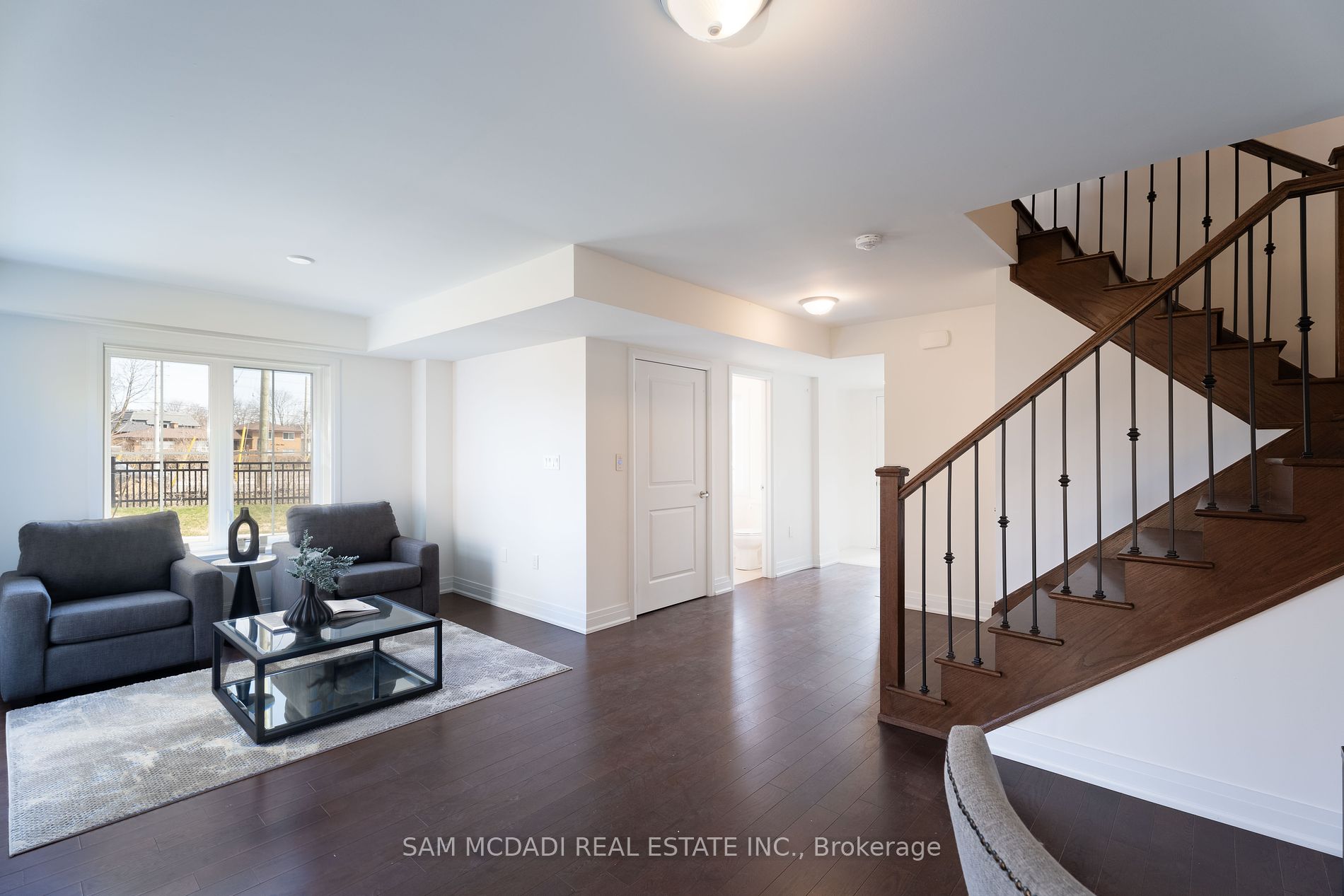 2110 Royal Gala Circle
