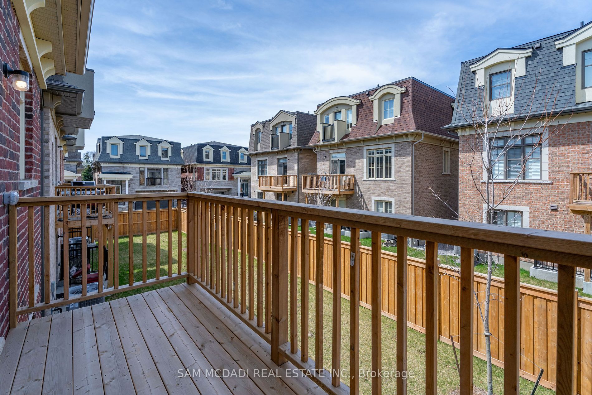 2110 Royal Gala Circle