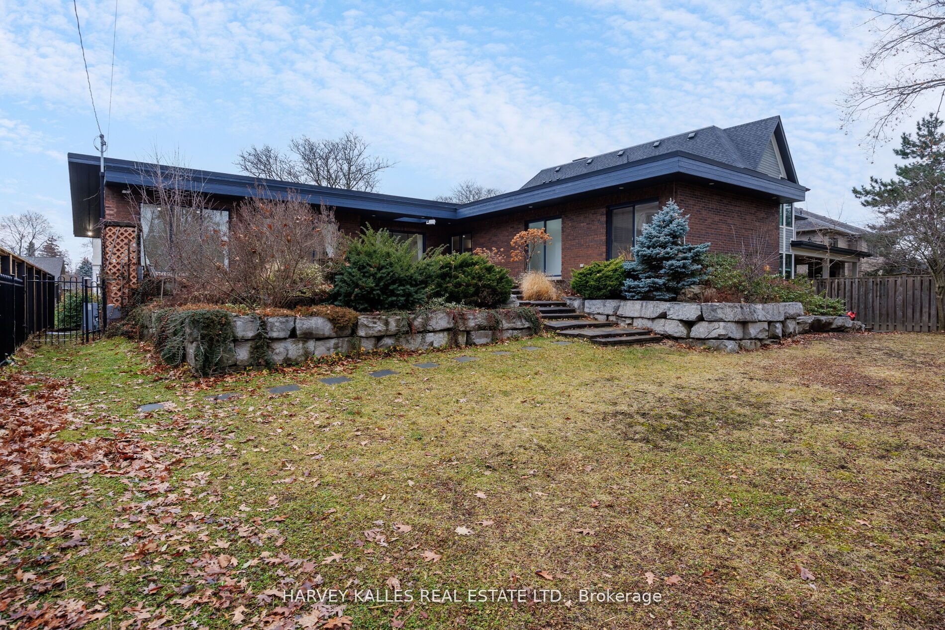 19 Blair Athol Crescent